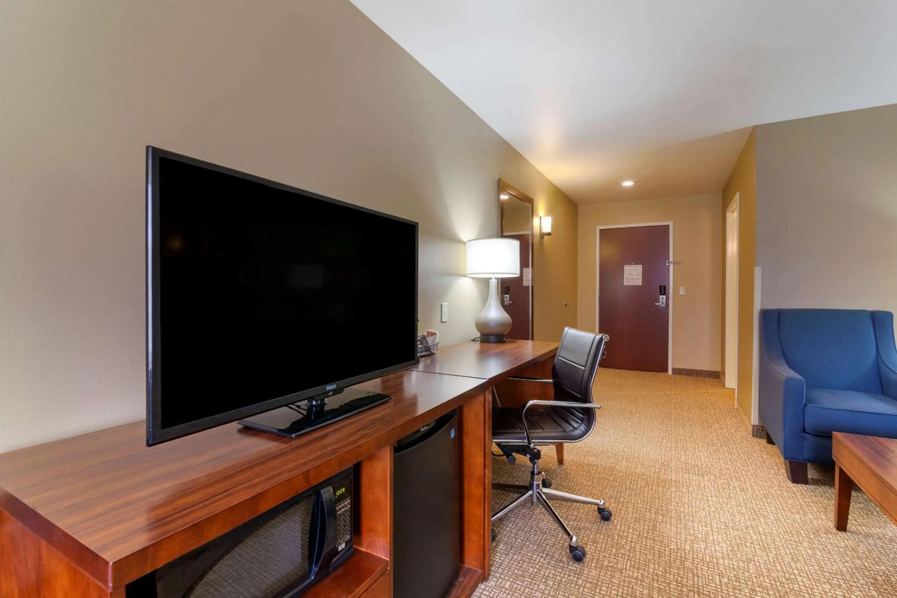 Photo of the whole room in Comfort Inn & Suites Mandan - Bismarck