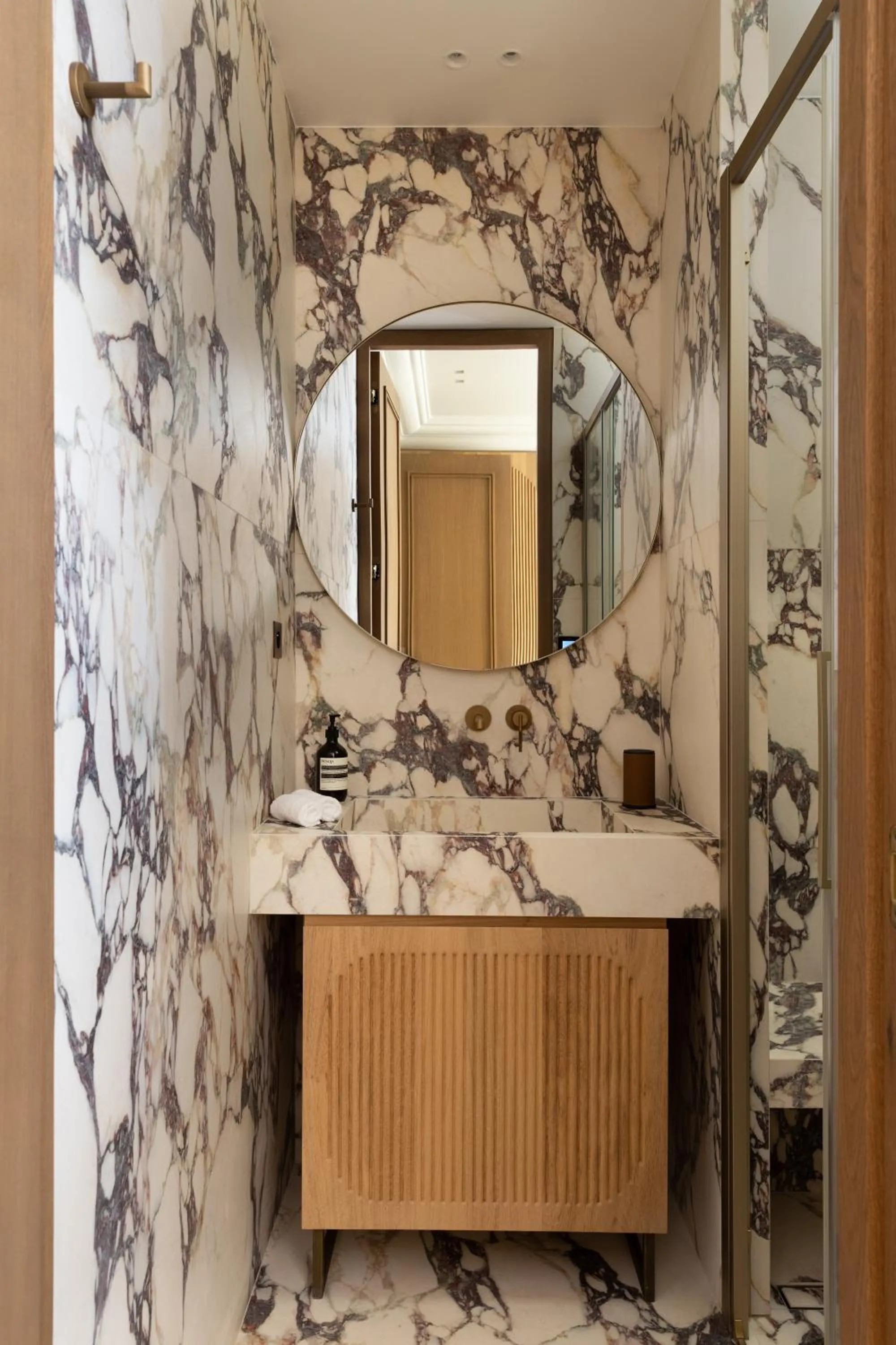 Bathroom in HIGHSTAY - Luxury Serviced Apartments - Bourse