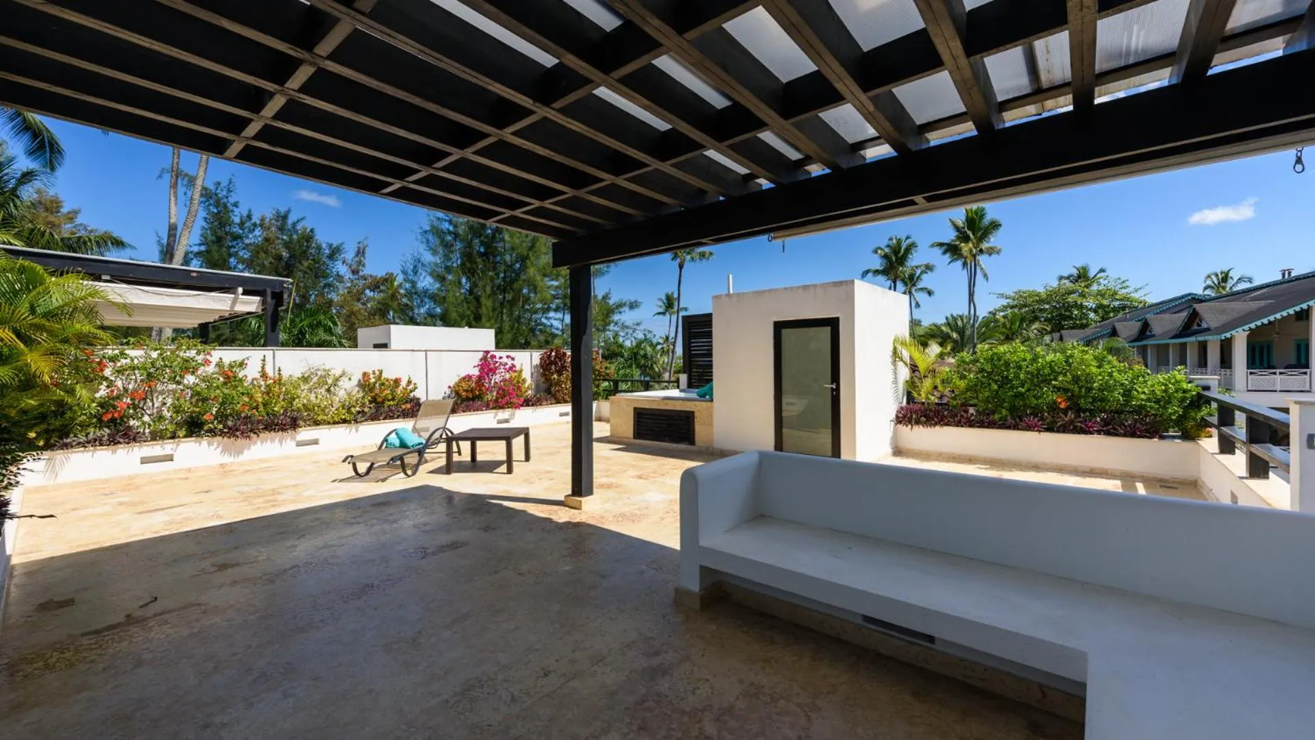 Balcony/Terrace in Aligio Apart-hotel & Spa - Las Terrenas