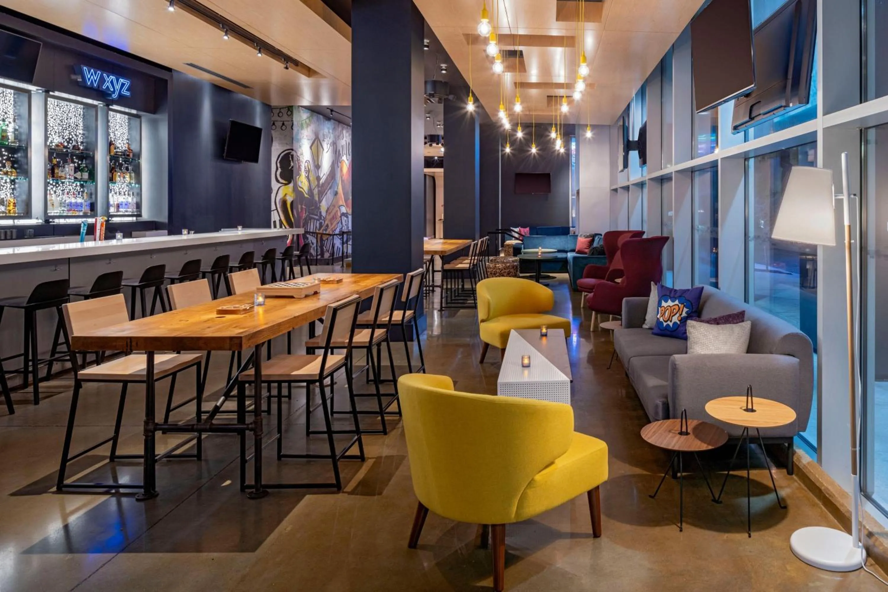 Restaurant/places to eat in Aloft New Orleans Downtown
