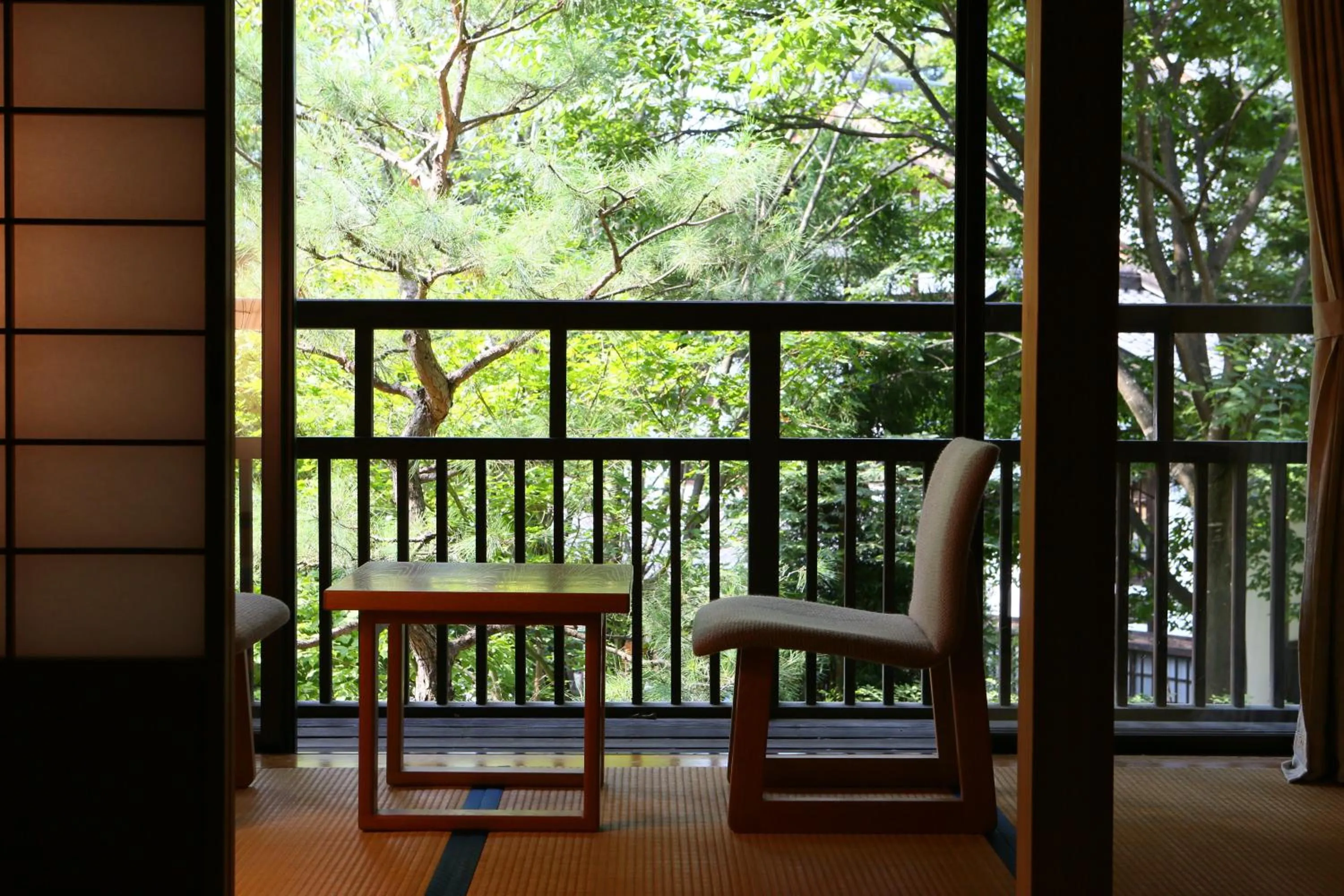 Seating area in Senjukaku