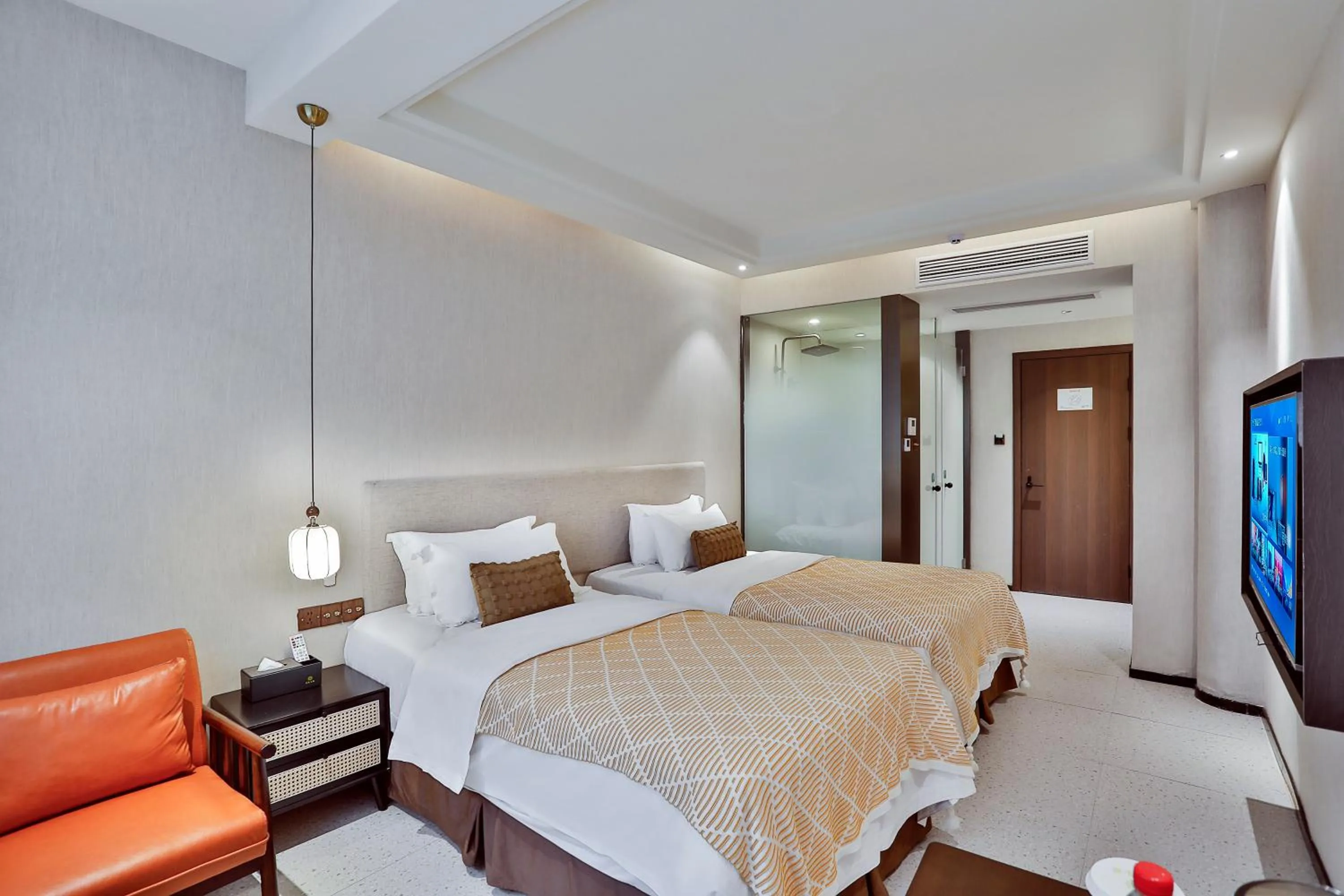 Bed in Yurong West Lake Cottage Resort Hotel Hangzhou