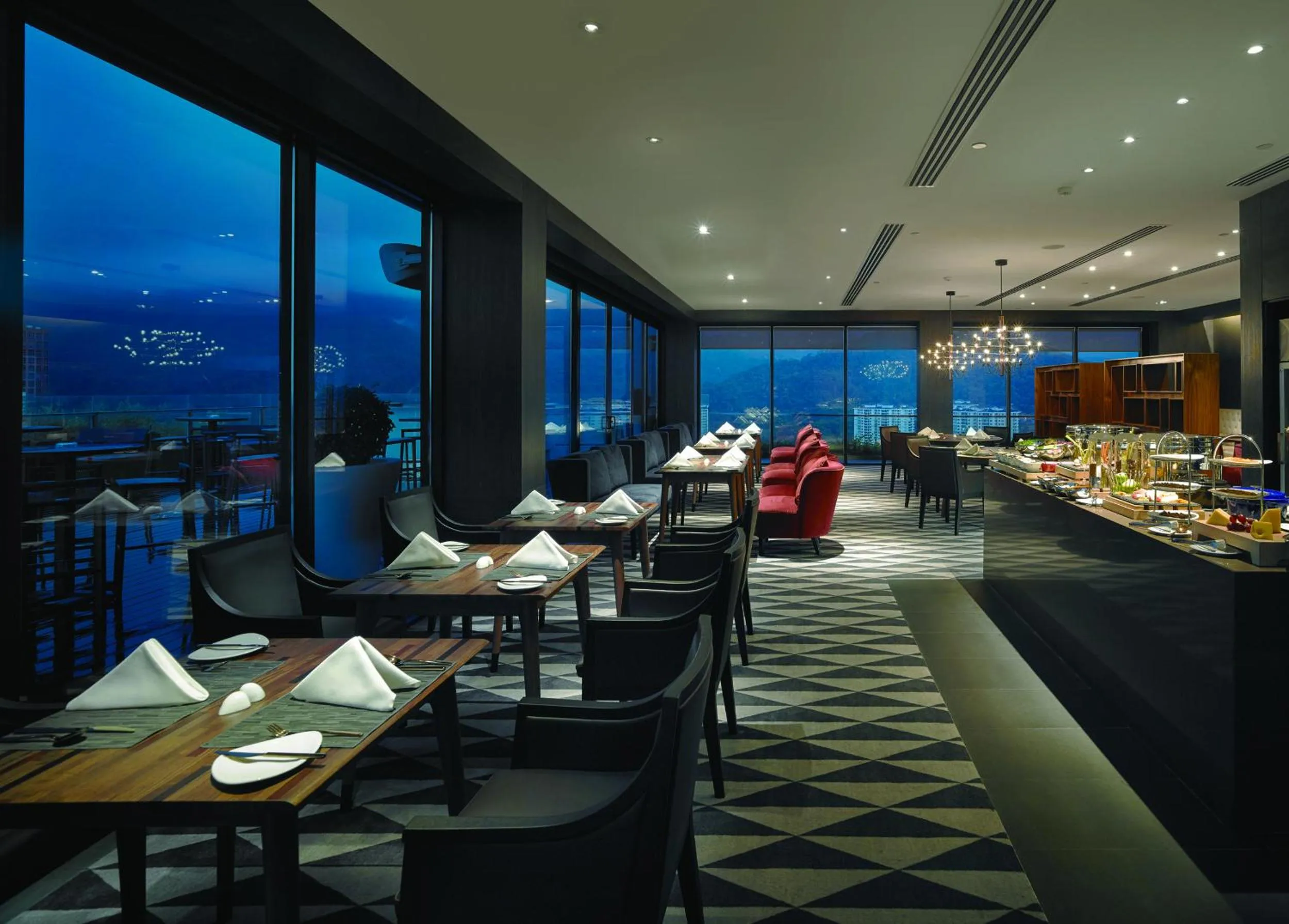 Lounge or bar in G Hotel Kelawai