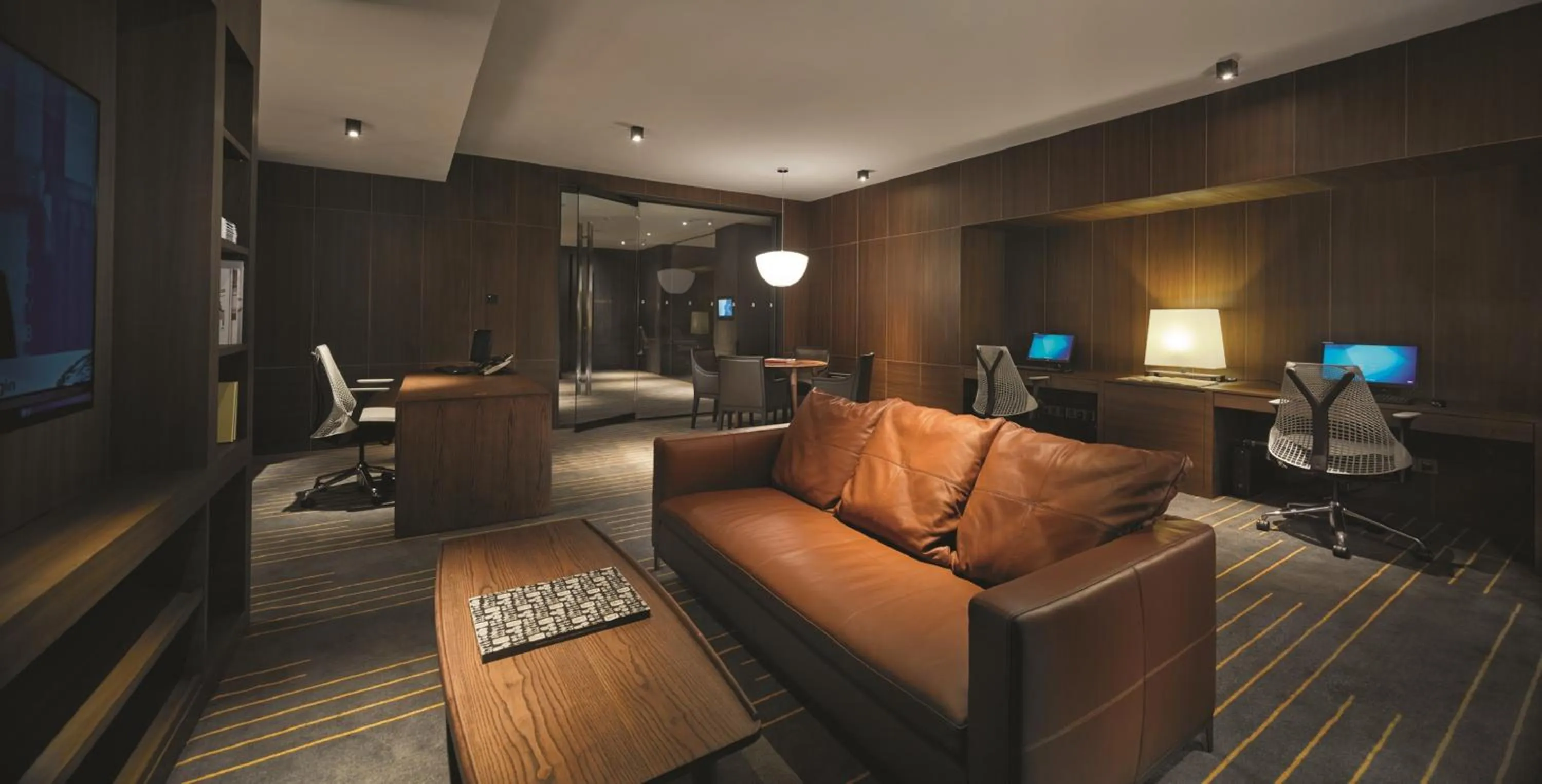 Business facilities in G Hotel Kelawai