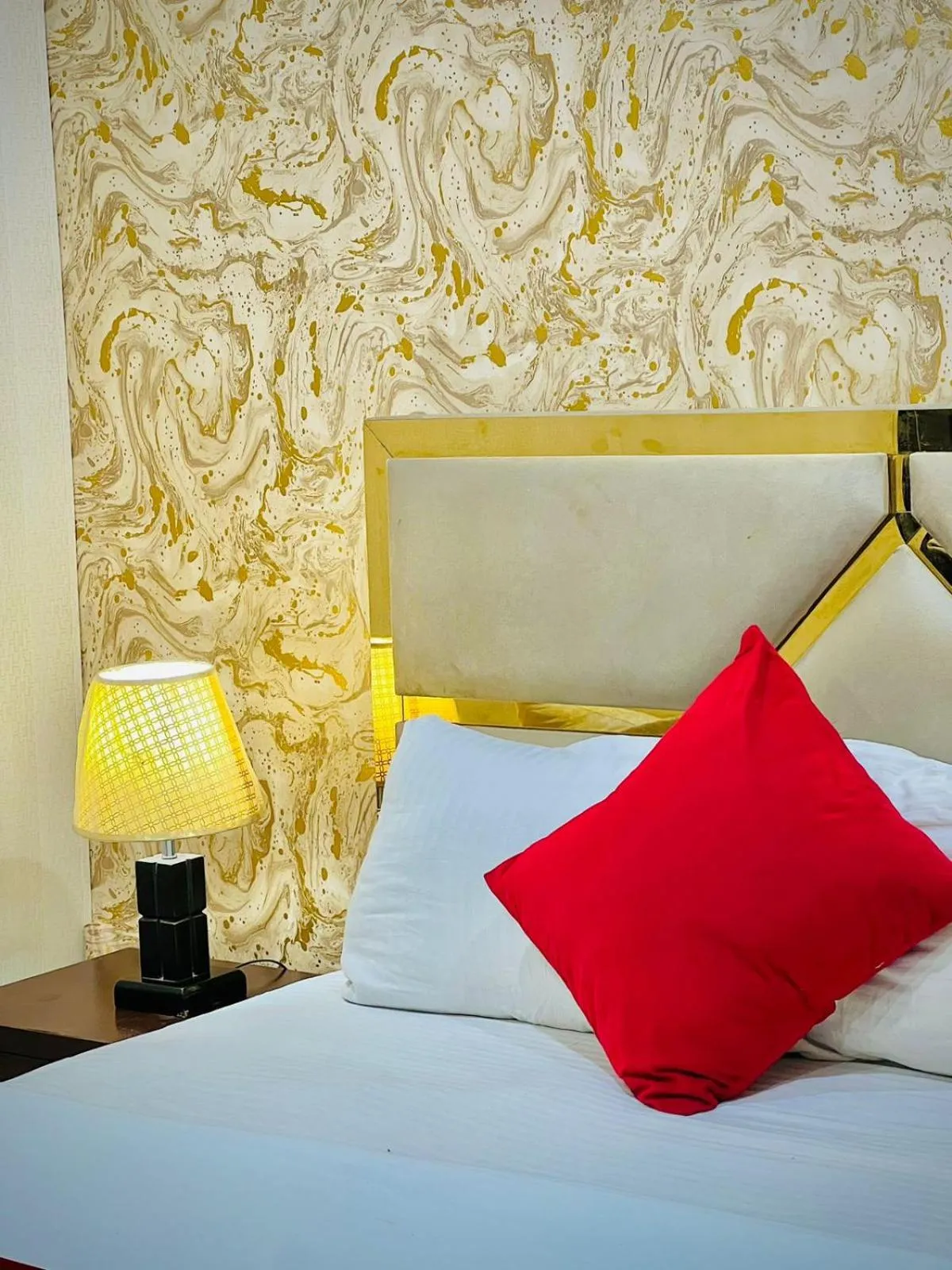 Bed in Hotel Relax Inn Rawalpindi