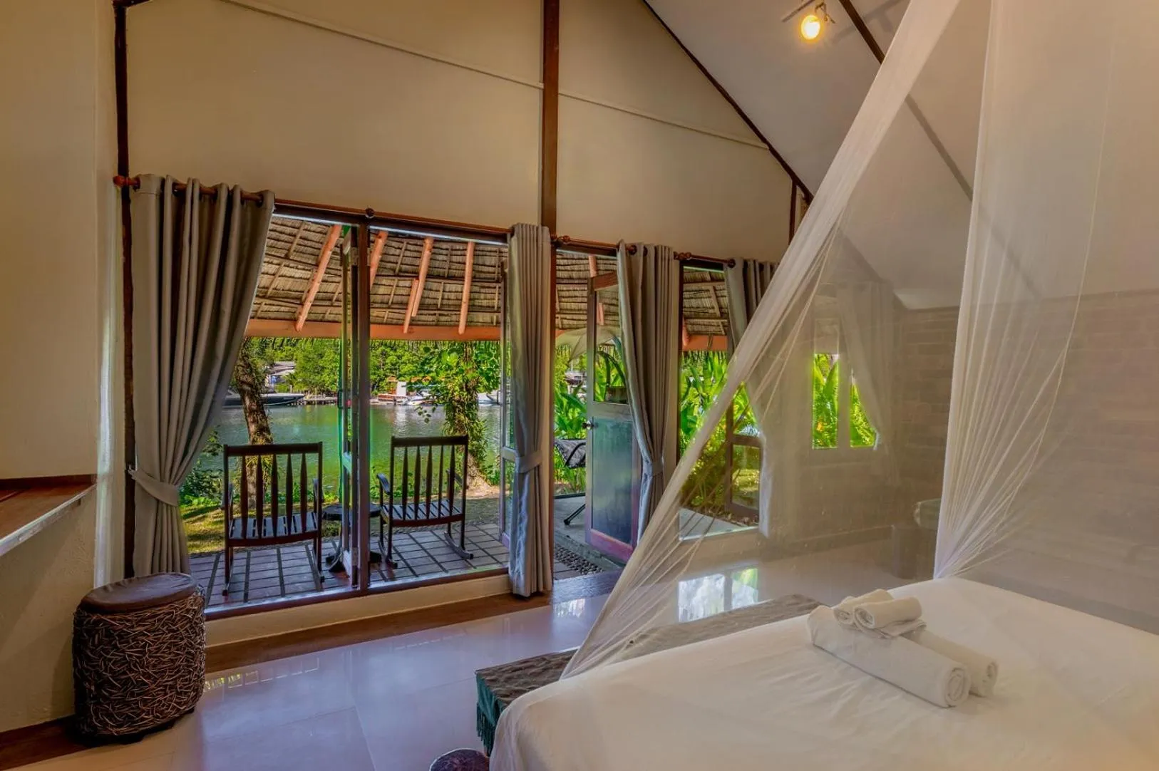 Bed in Peter Pan Resort @ Koh Kood