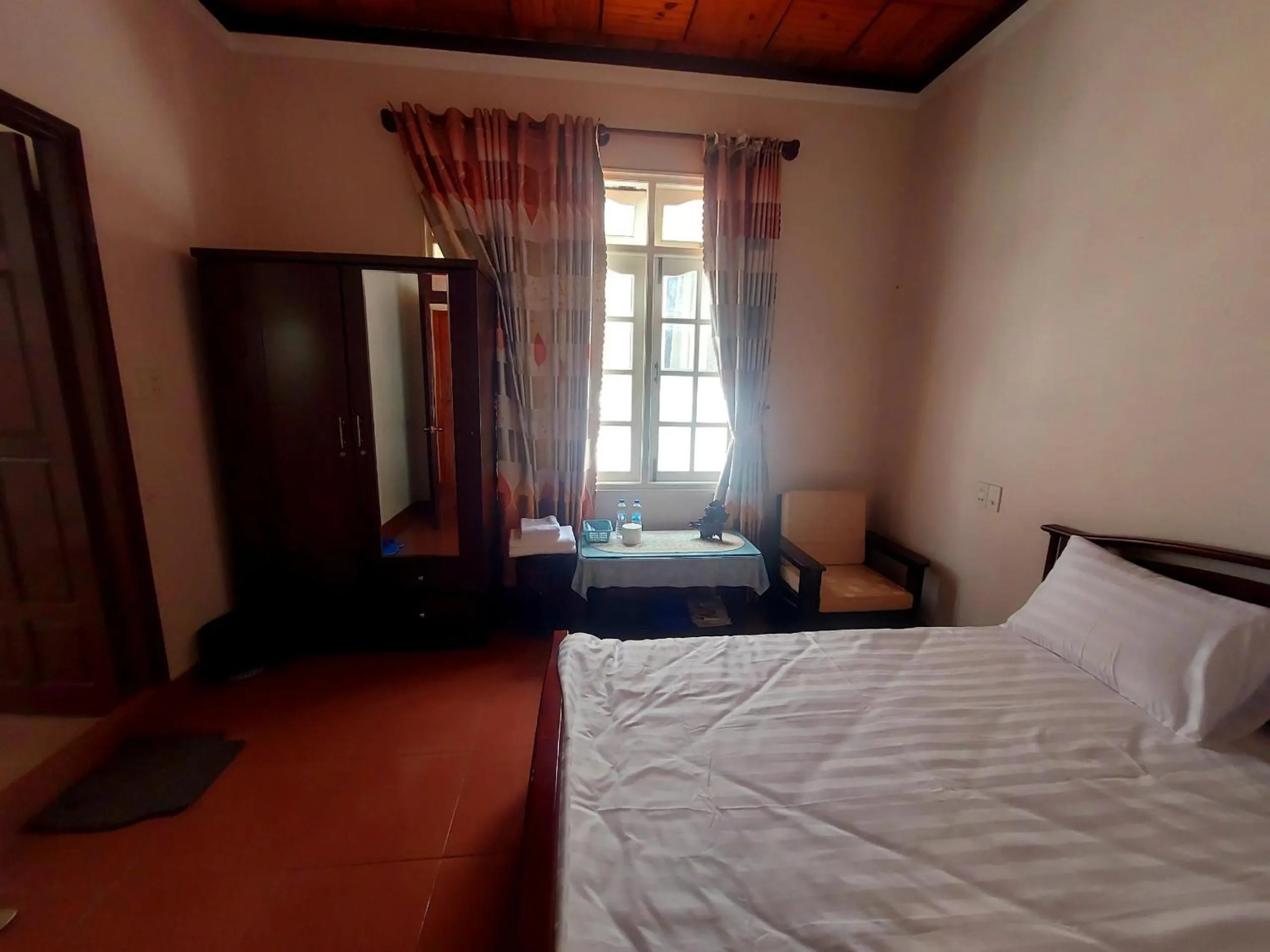 Bedroom, Bed in OYO 1244 H&k Villa