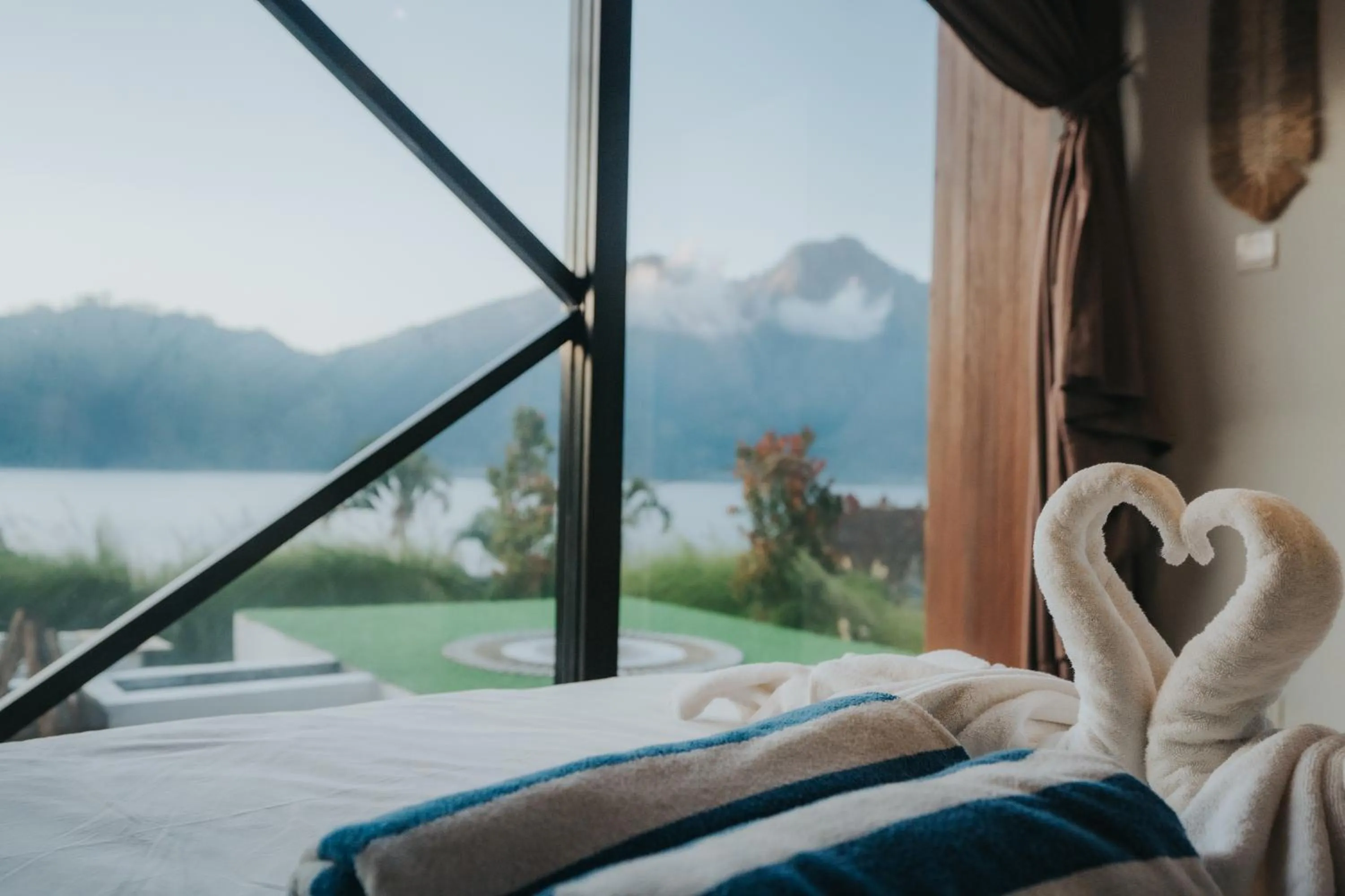 Bed in Skylake Villa