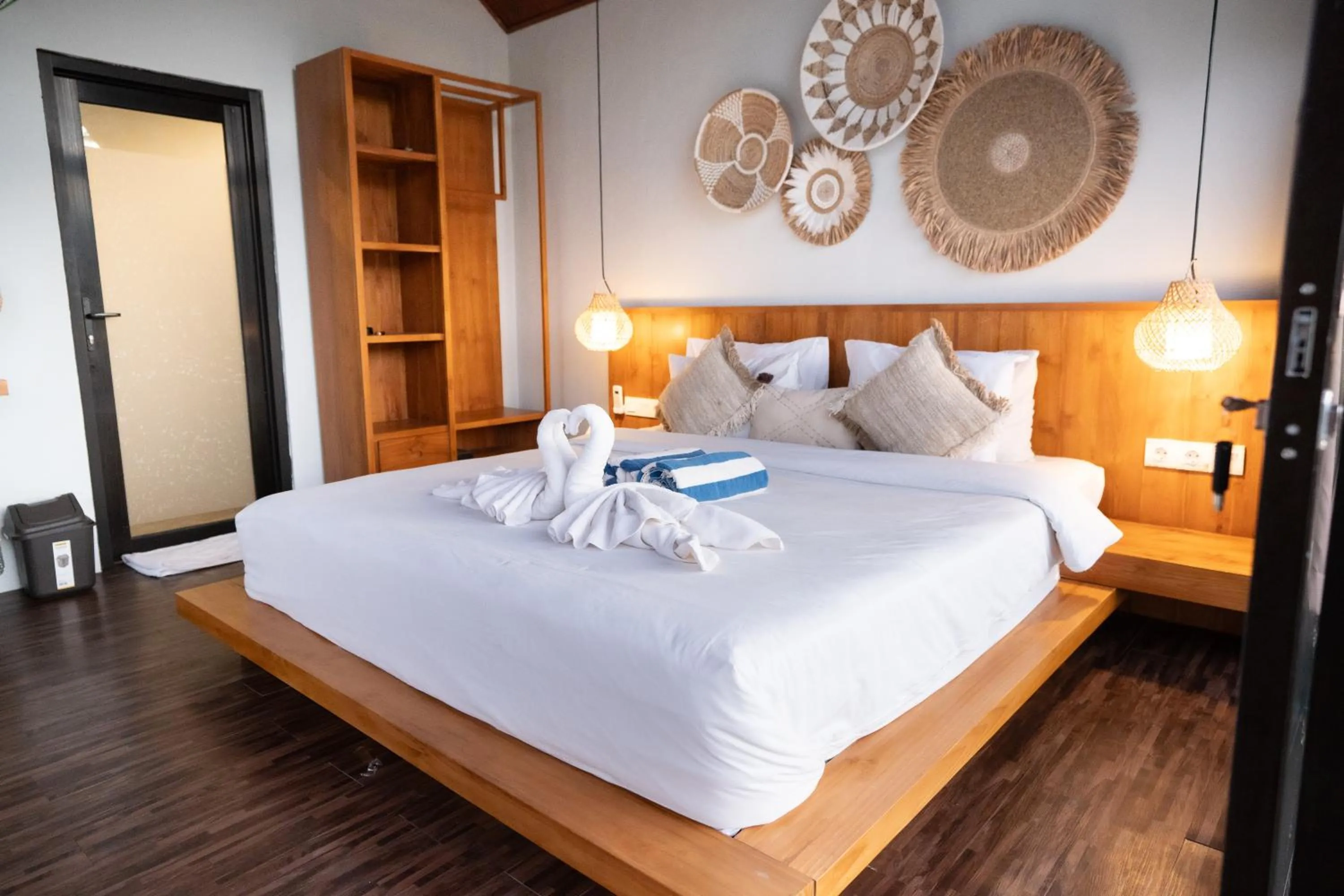 Bed in Skylake Villa