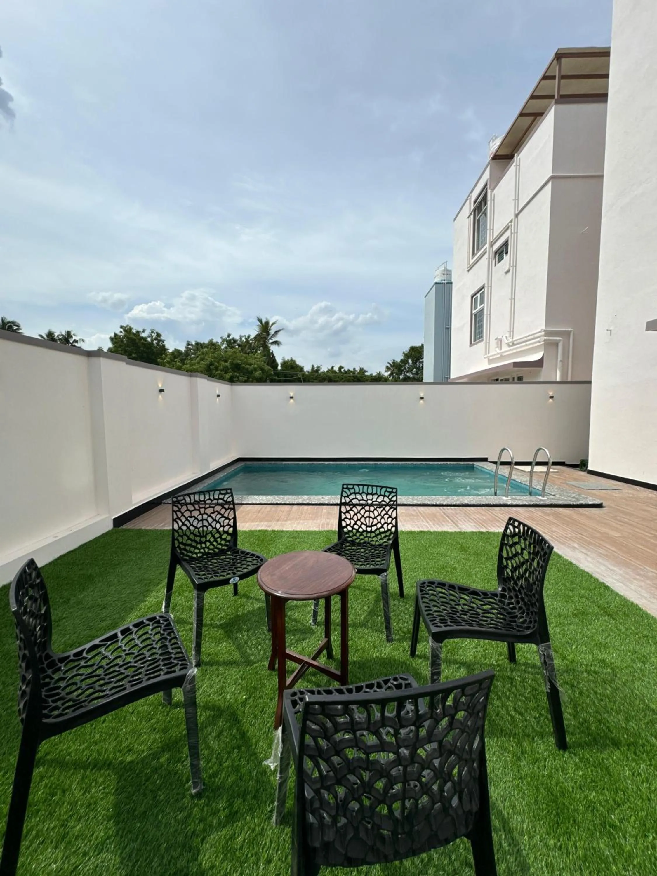 Property building in ECR Holidays Lavish Homestay