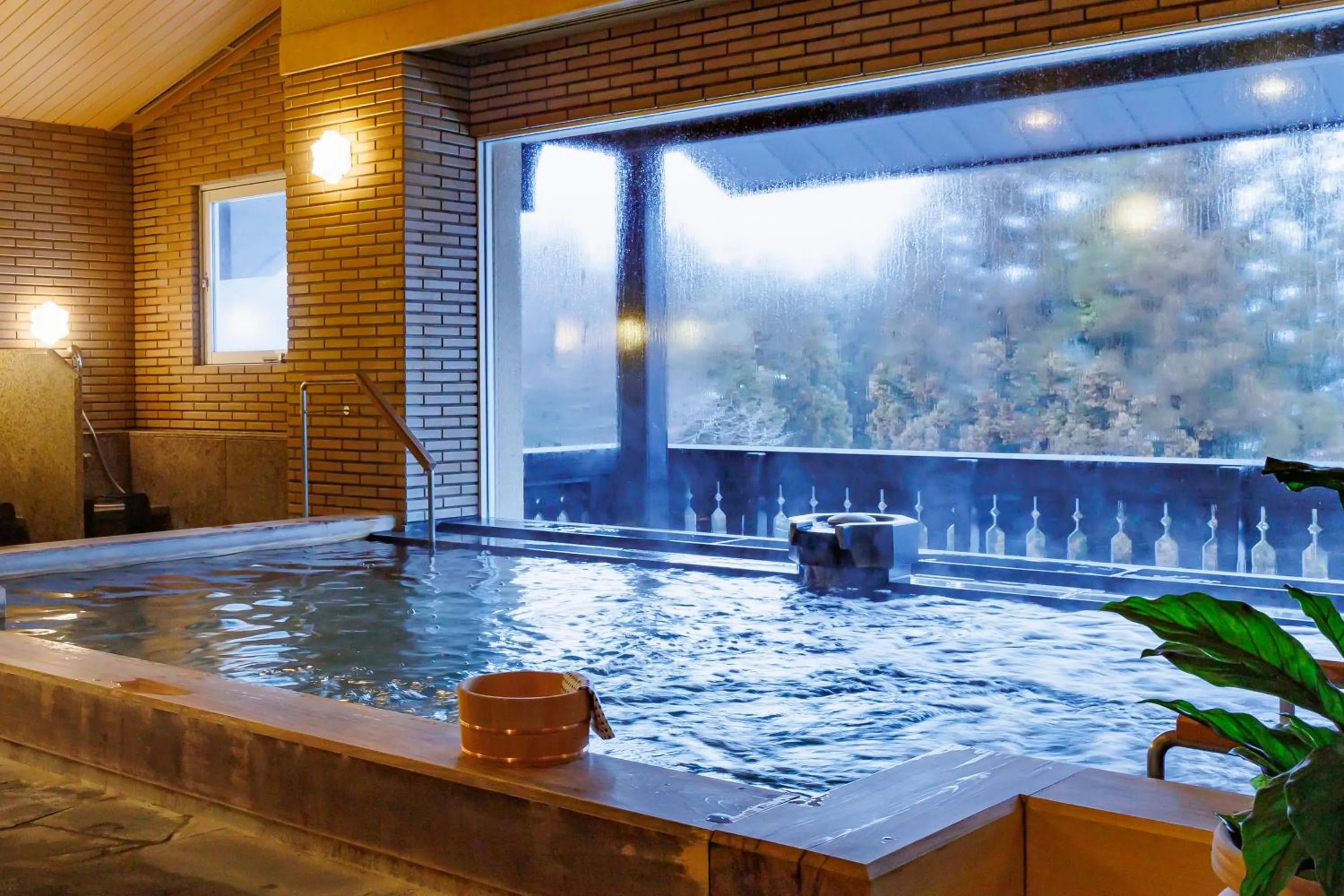 Public Bath in Sun Members Hirugano