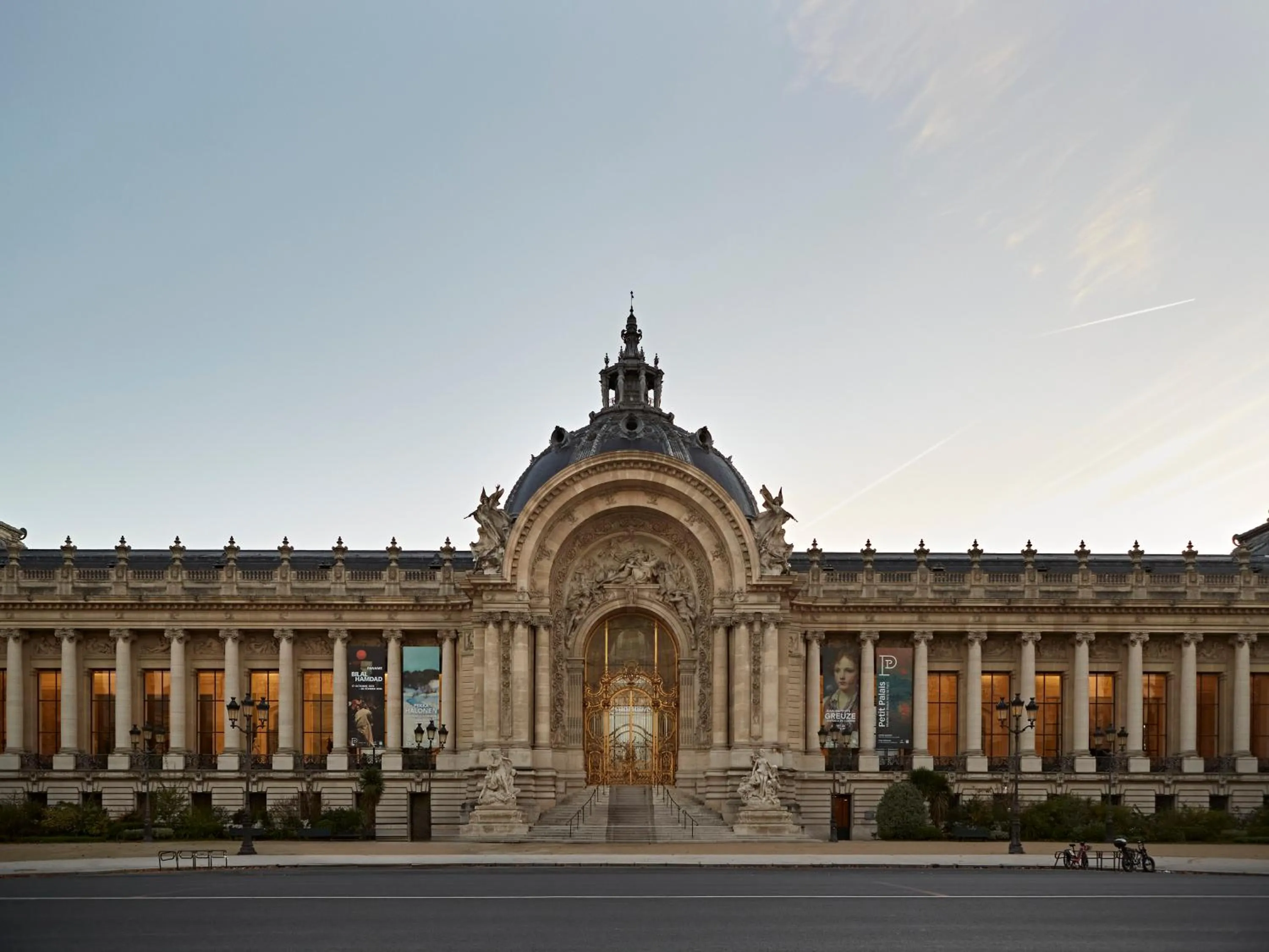 Nearby landmark in Numa Paris Champs-Élysées