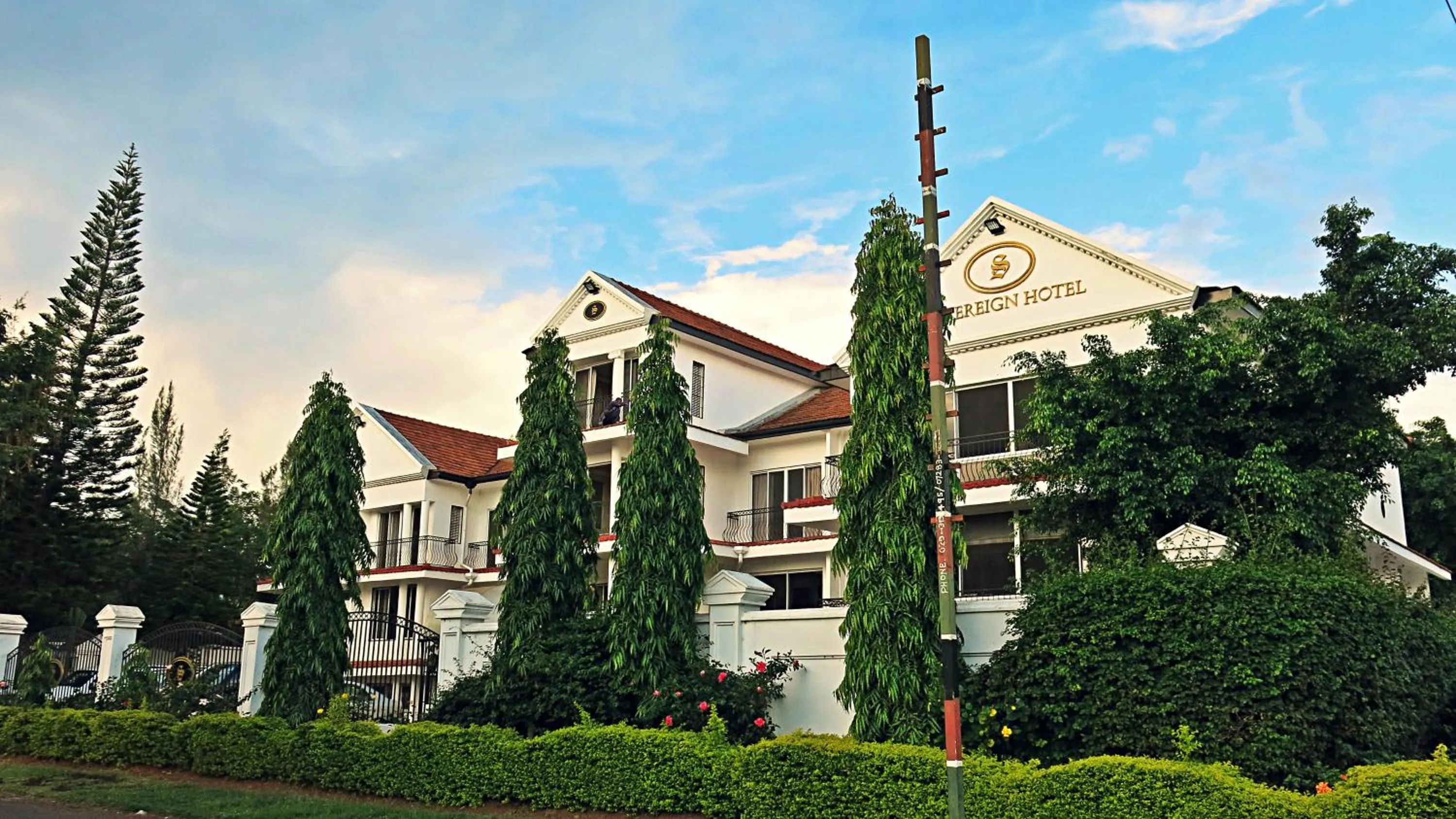 Property building in Sovereign Hotel