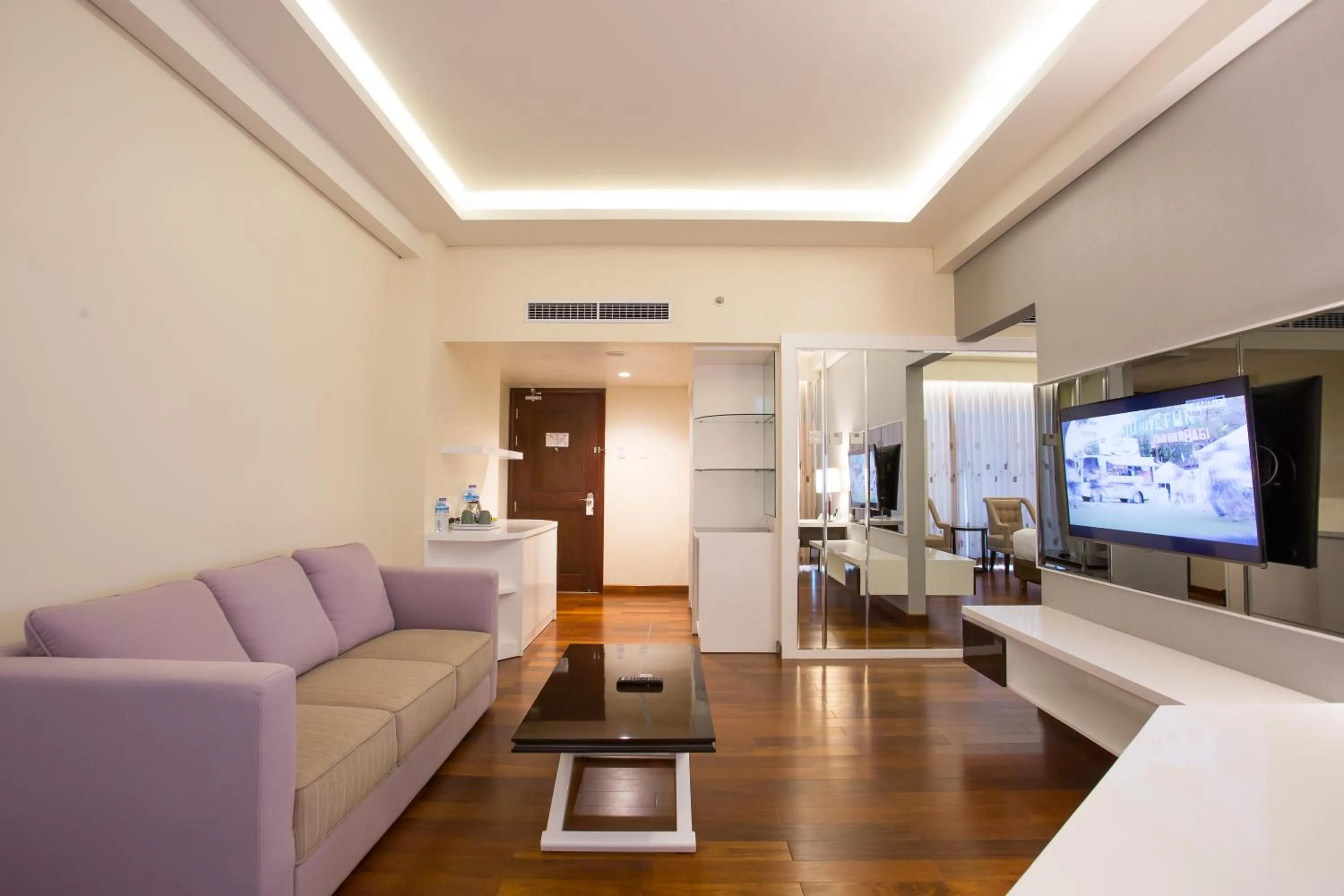 Living room in Golden Palace Hotel Lombok