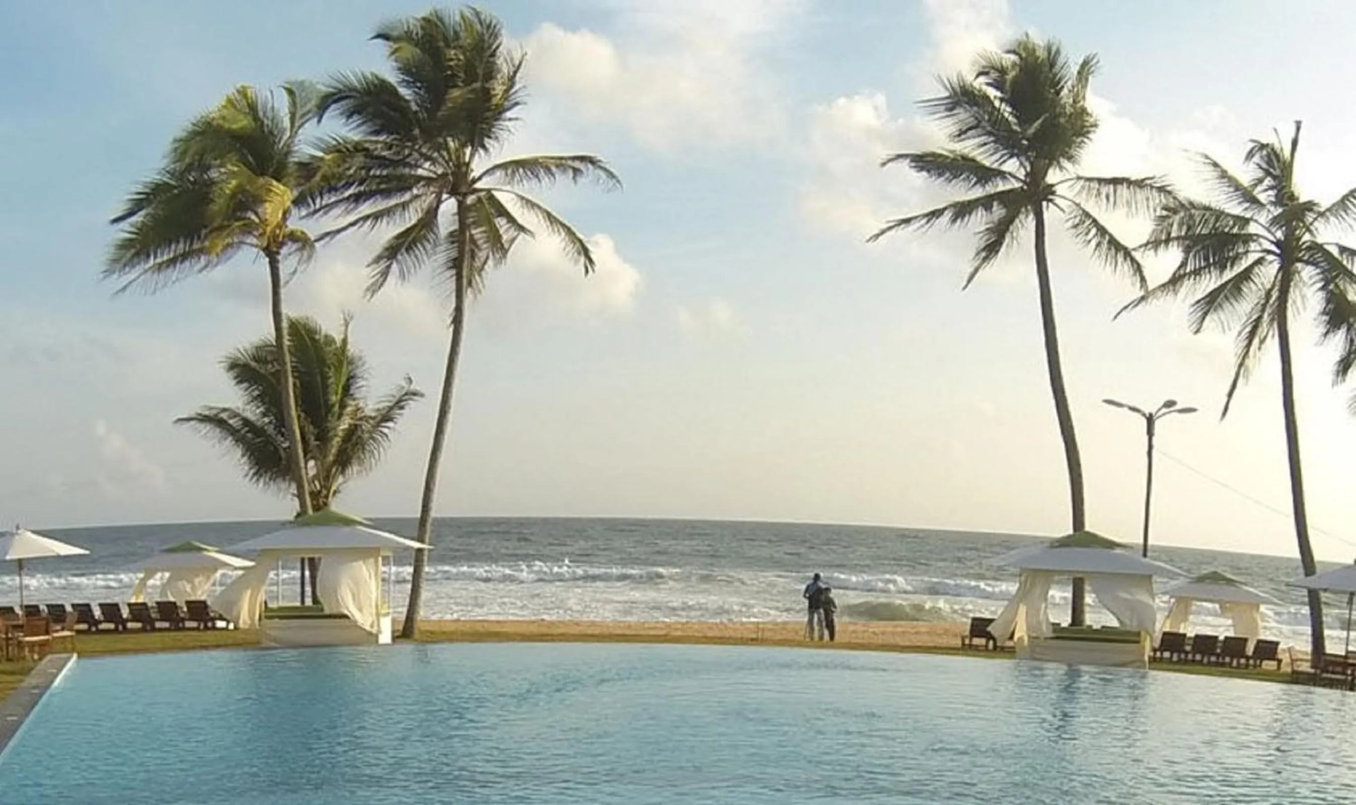 Swimming pool in Avenra Beach Hikkaduwa