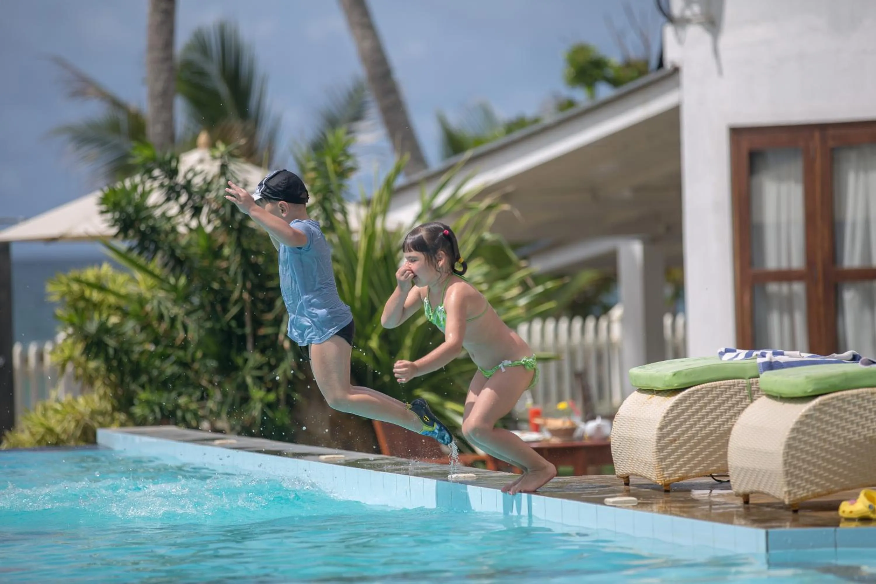 Swimming pool in Avenra Beach Hikkaduwa