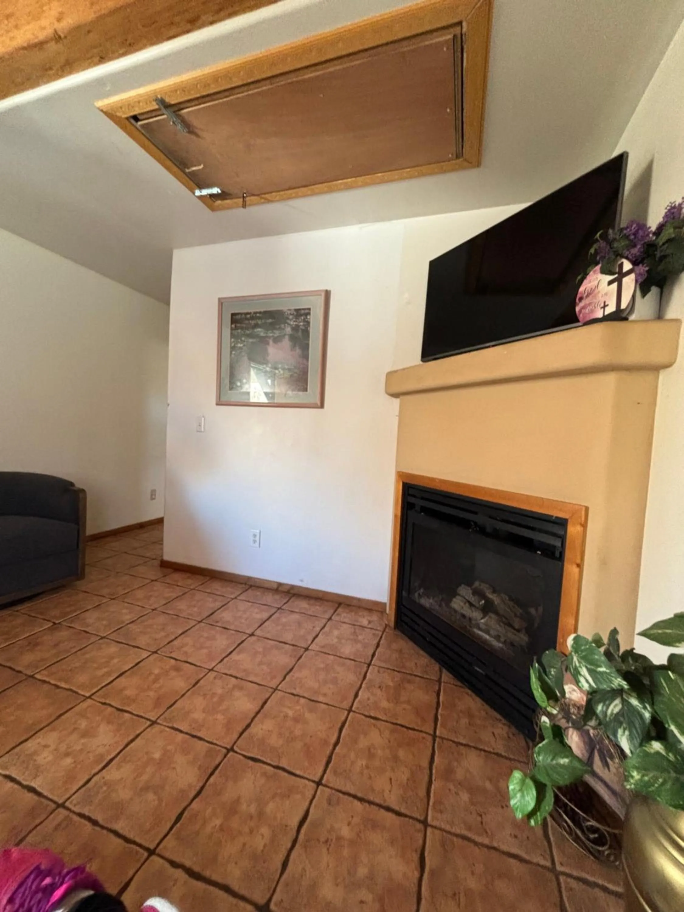 Sequoia River Front Cabins