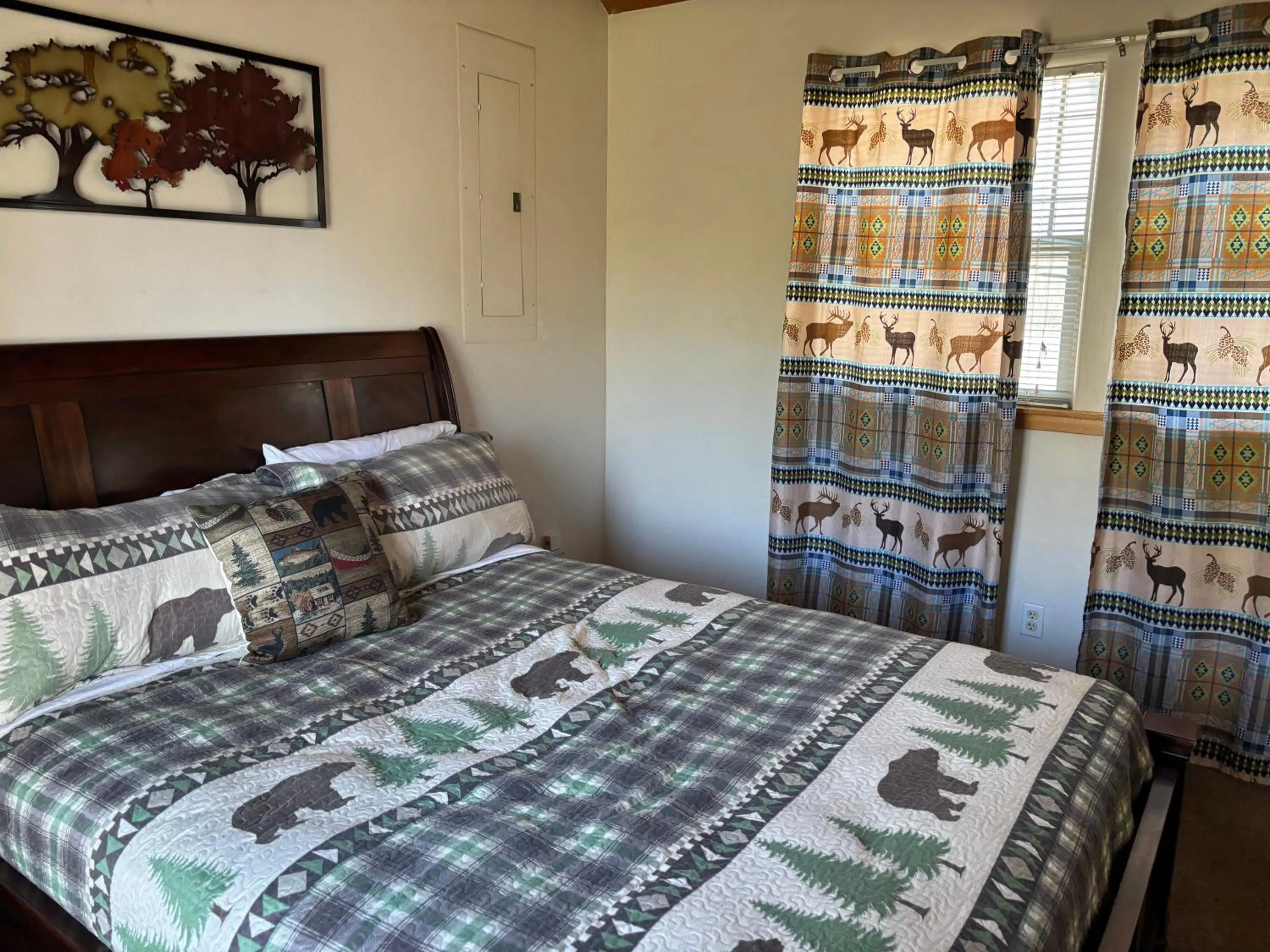 Bed in Sequoia River Front Cabins