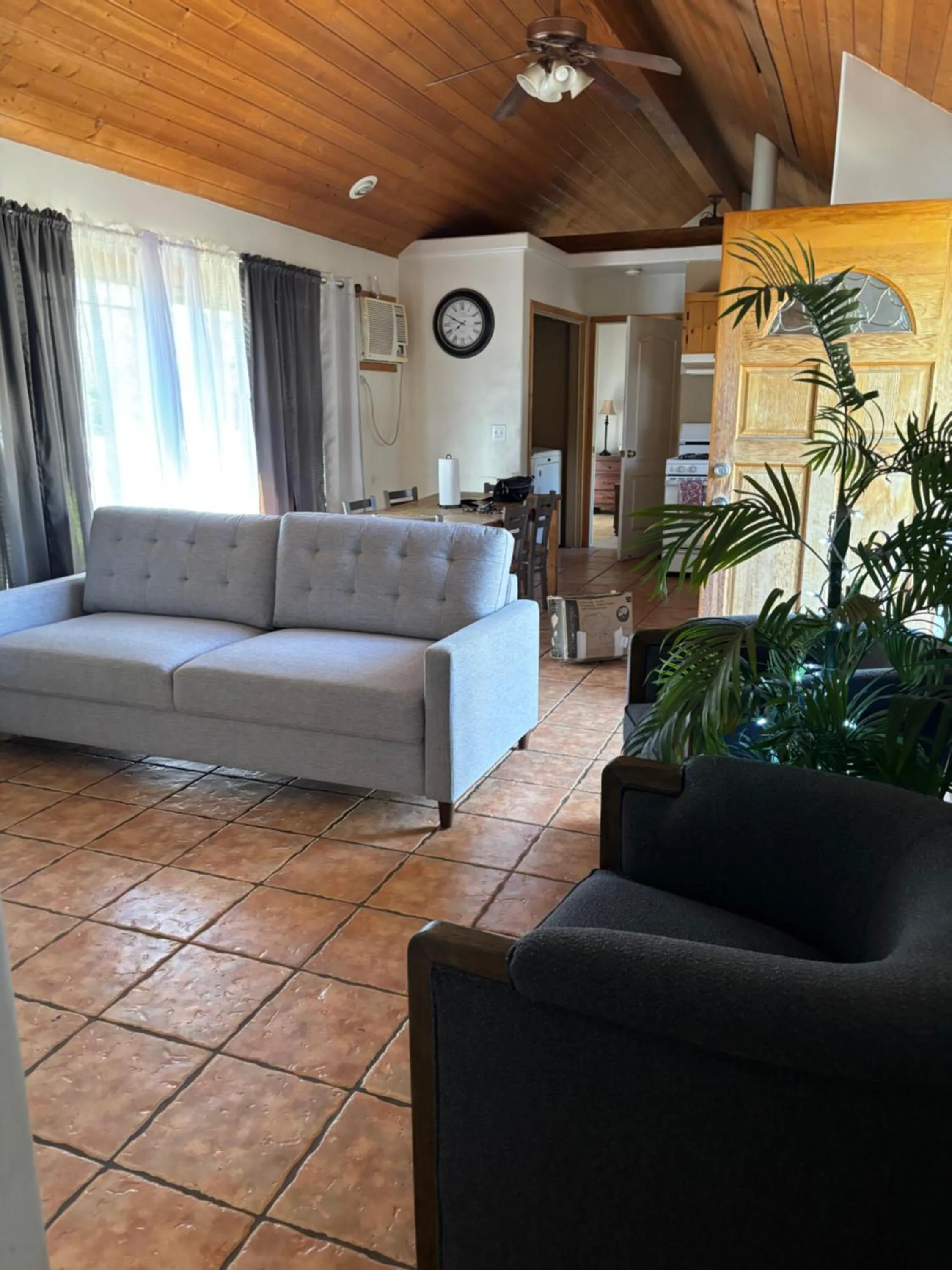 Sequoia River Front Cabins