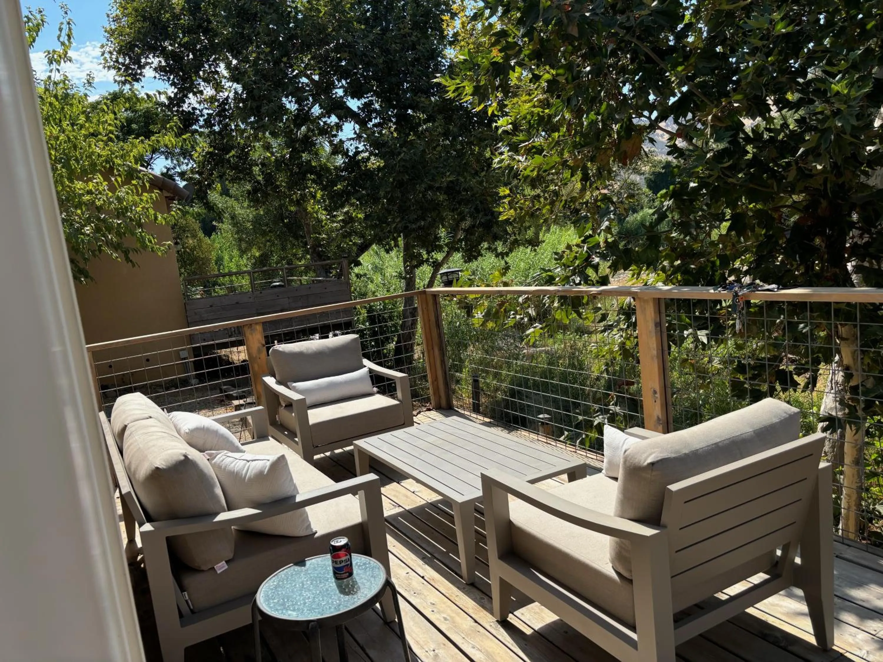 Sequoia River Front Cabins