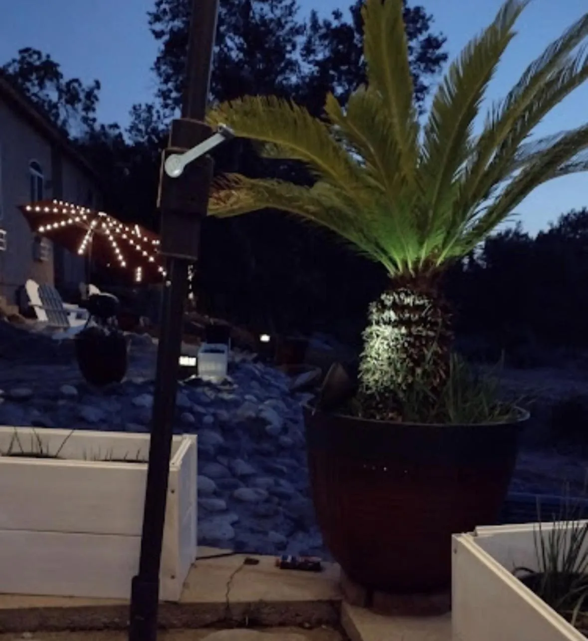 Garden view in Sequoia River Front Cabins