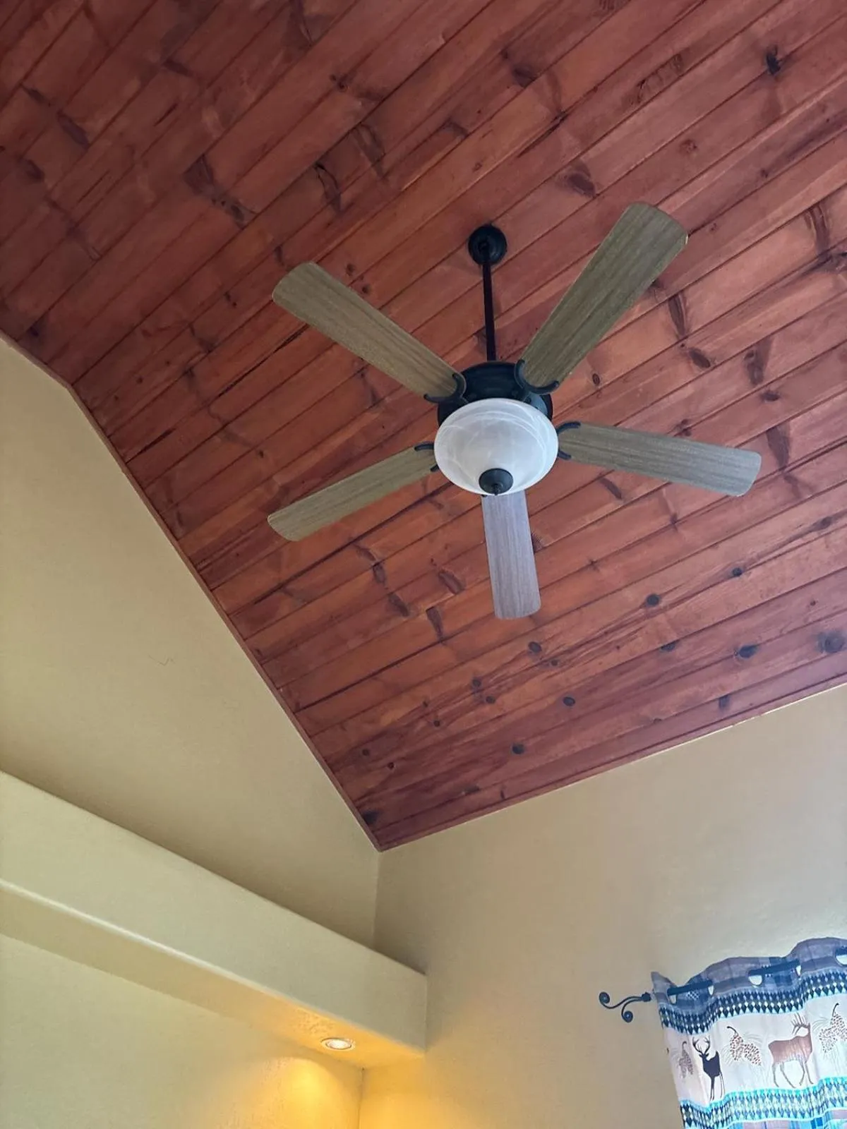 Bedroom in Sequoia River Front Cabins