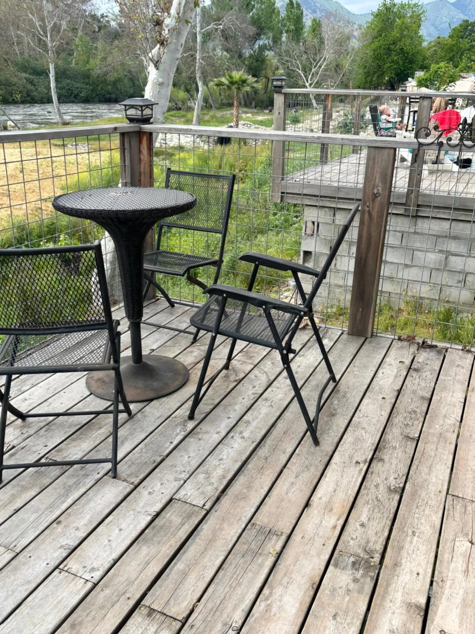 Balcony/Terrace in Sequoia River Front Cabins