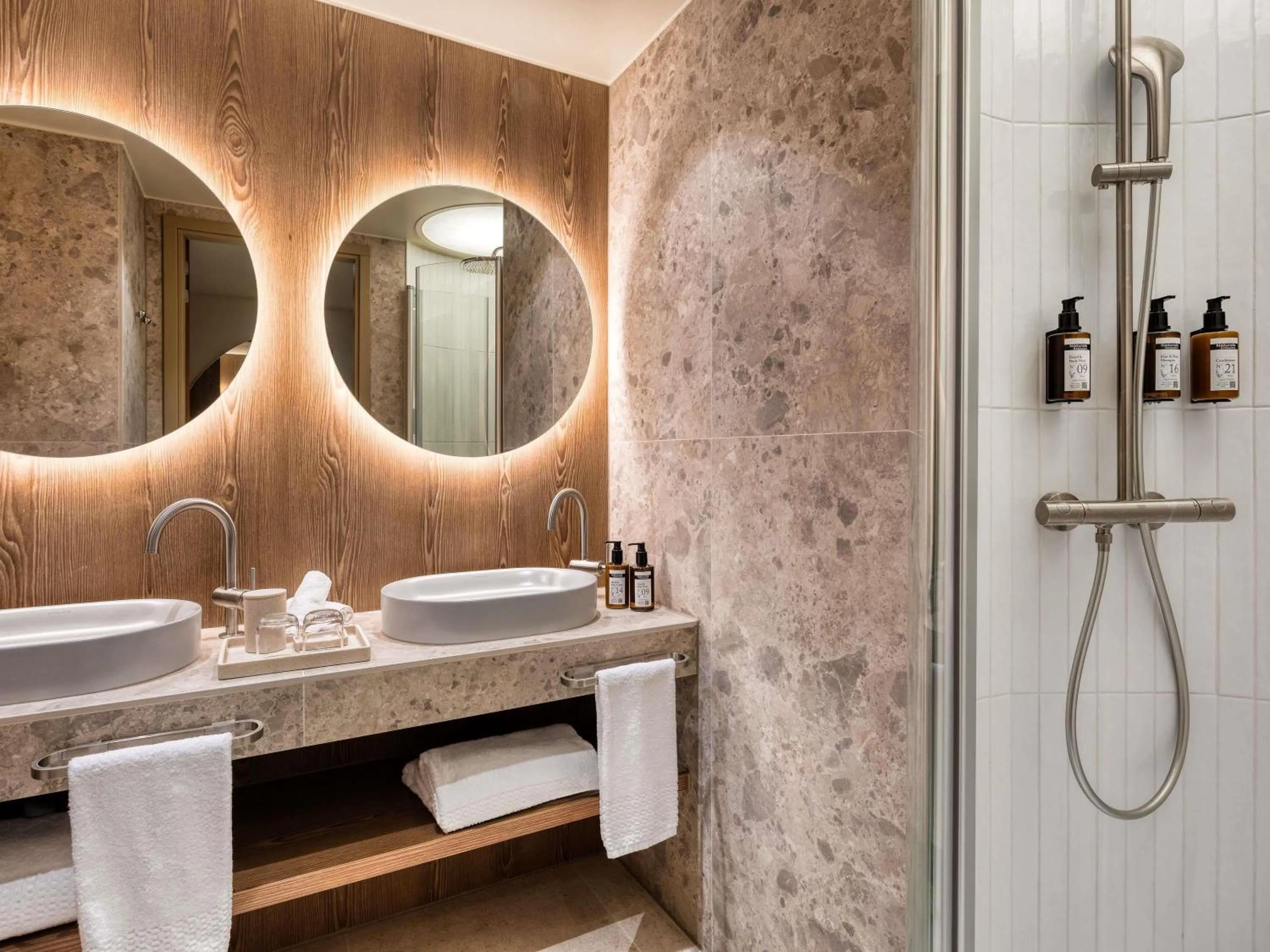 Bedroom in Mövenpick hotel Brussels airport