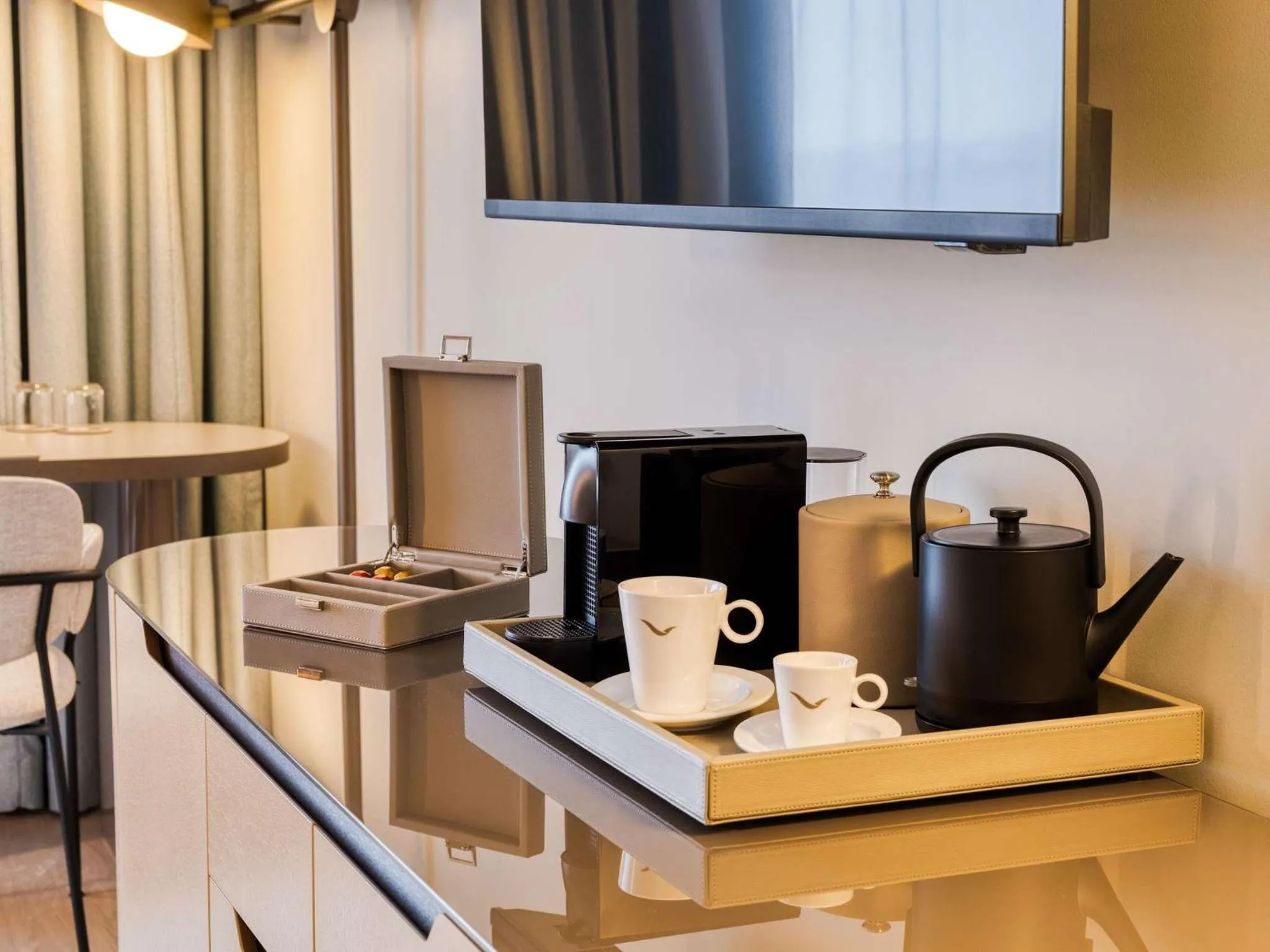 TV and multimedia in Mövenpick Hotel Brussels Airport