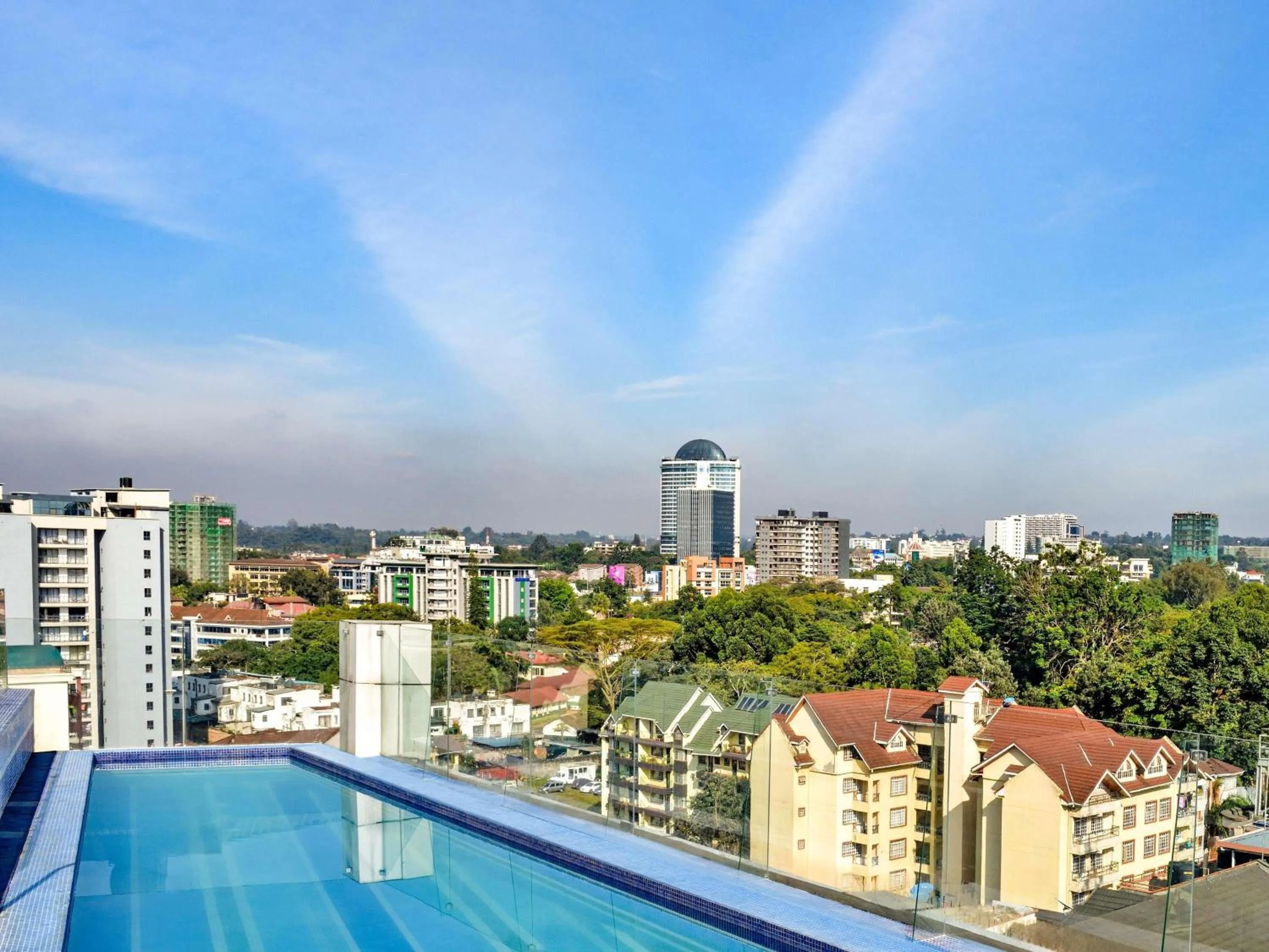 Lounge or bar in Novotel Nairobi Westlands