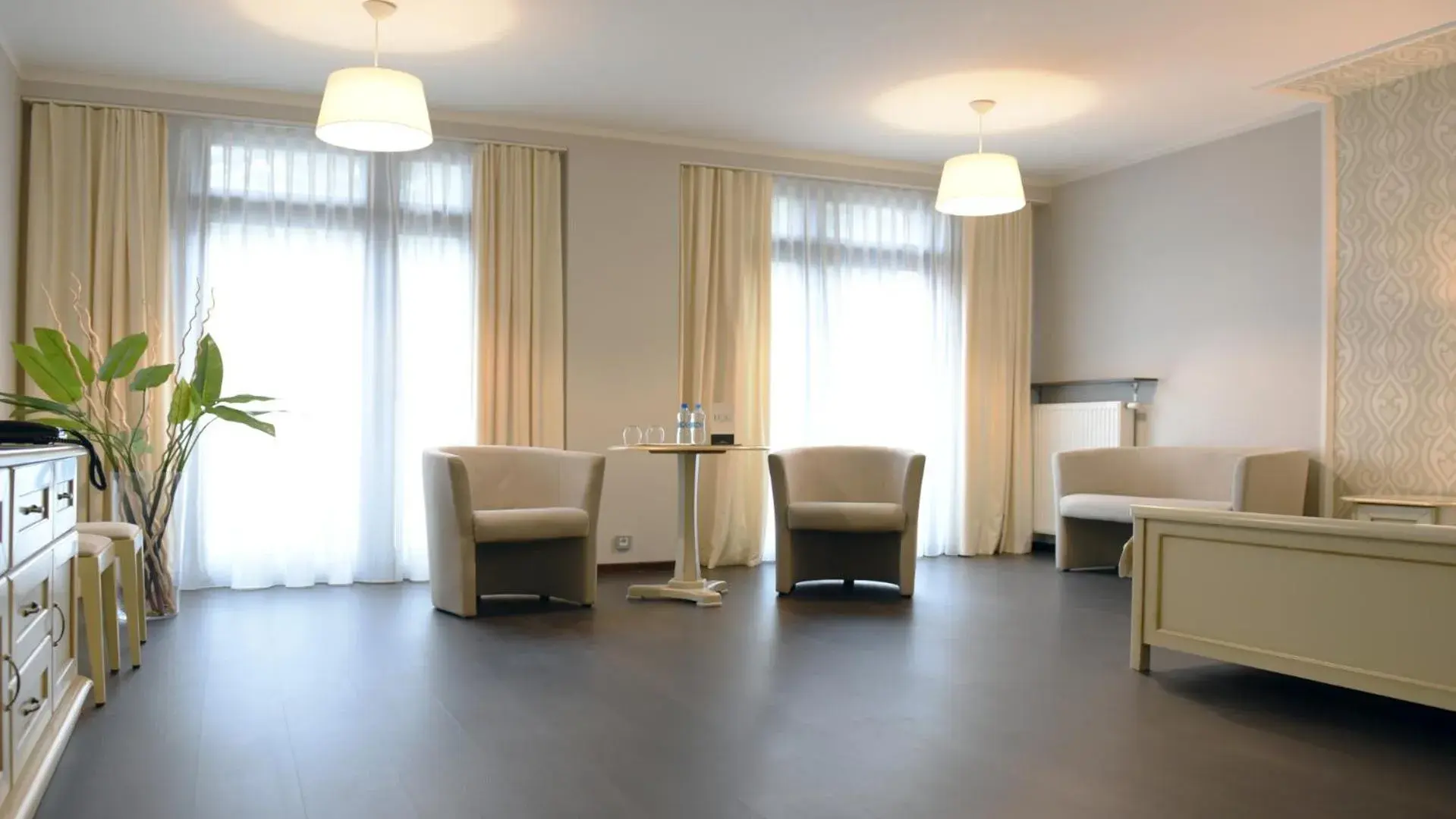 Deluxe Apartment - single occupancy in Hotel Grzegorzewski Deluxe Apartment - single occupancy in Hotel Grzegorzewski