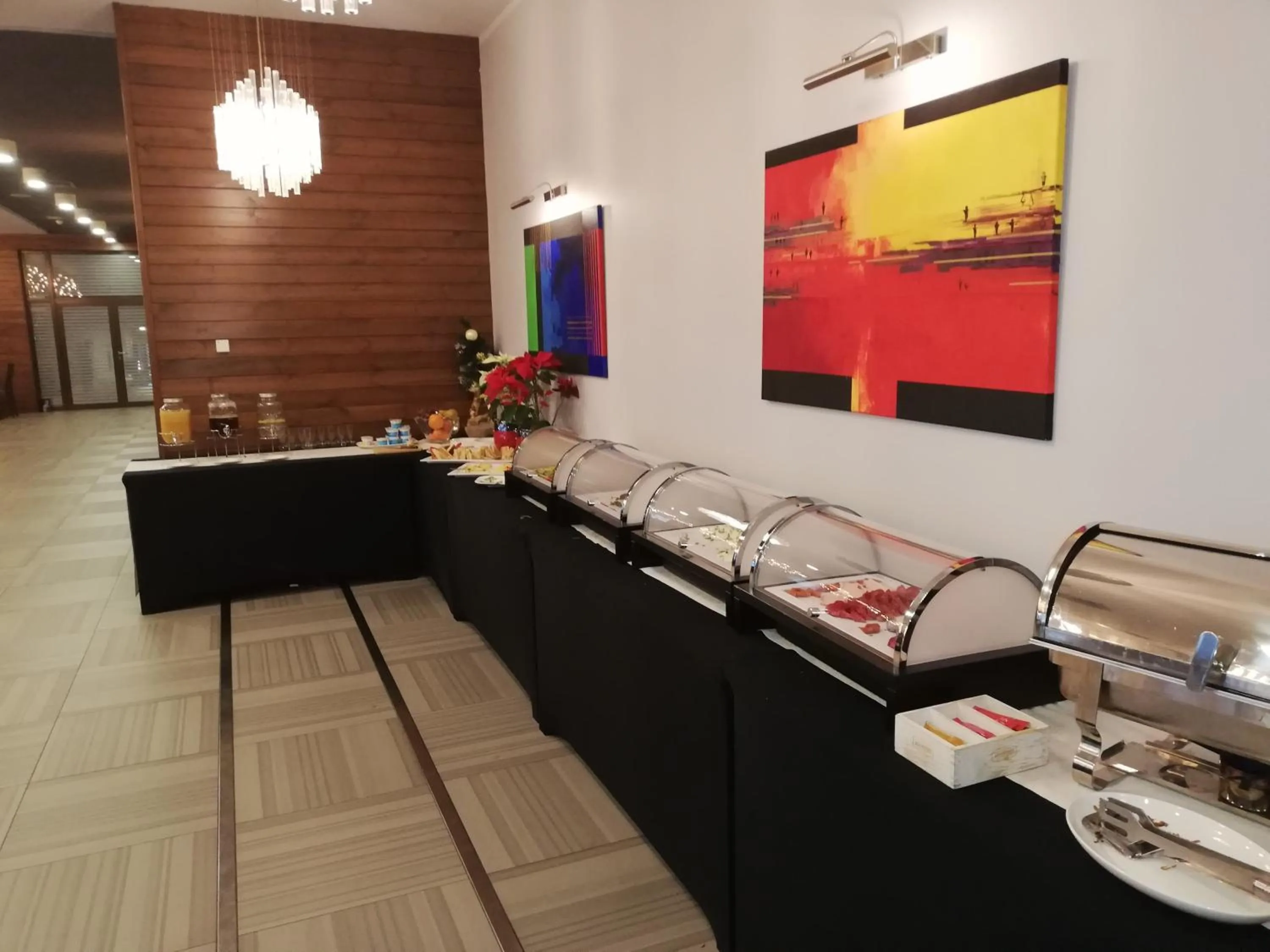 Restaurant/places to eat in Hotel Grzegorzewski