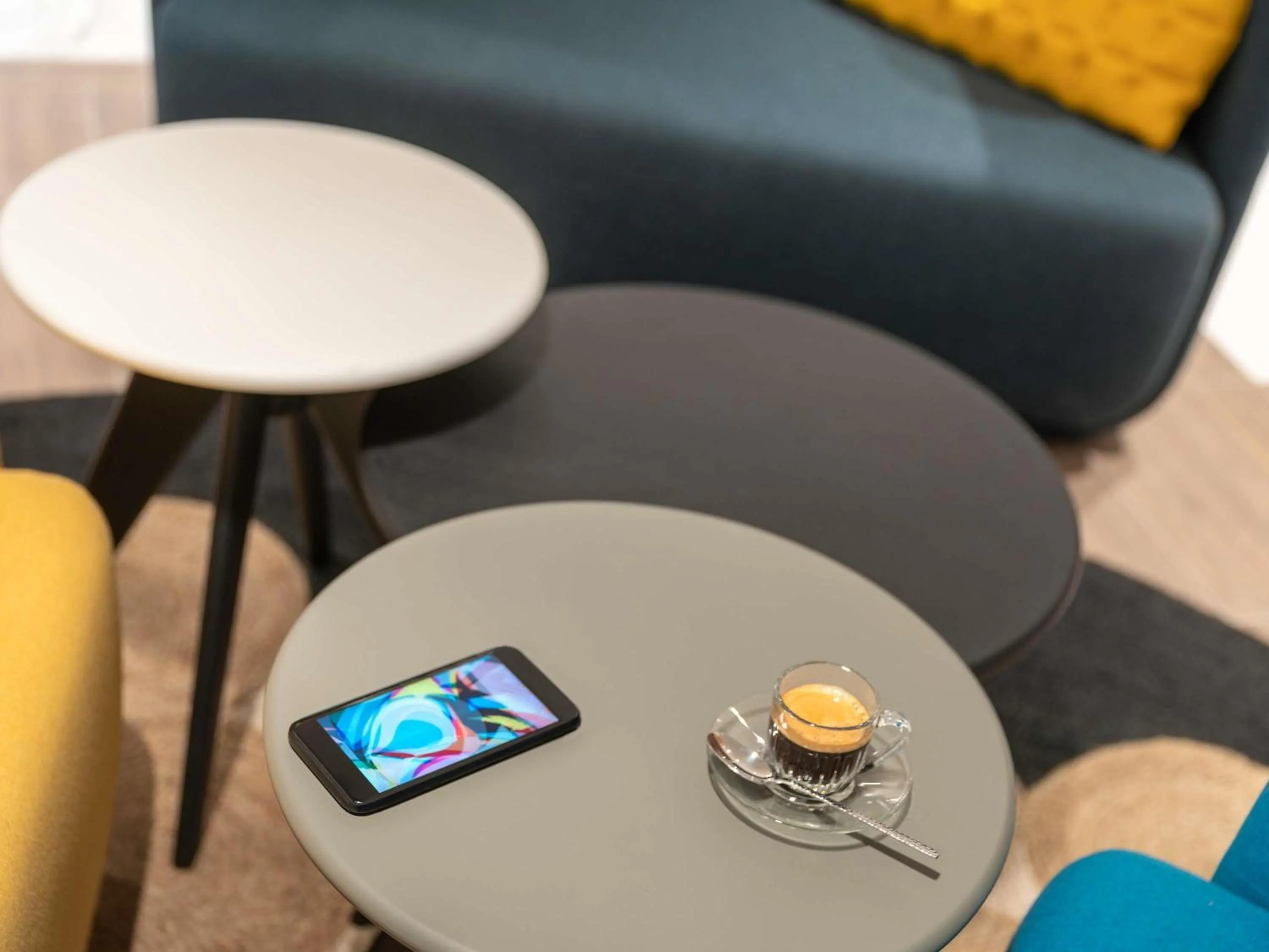 Property building in ibis Acheres St Germain en Laye