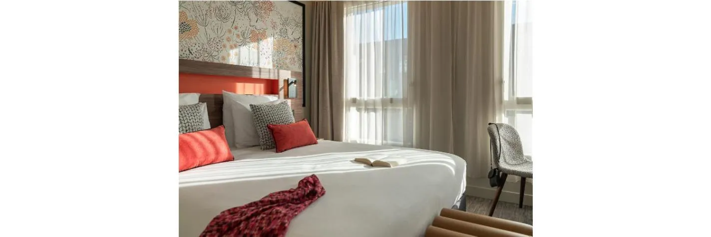 Bed in Mercure Achères St Germain en Laye