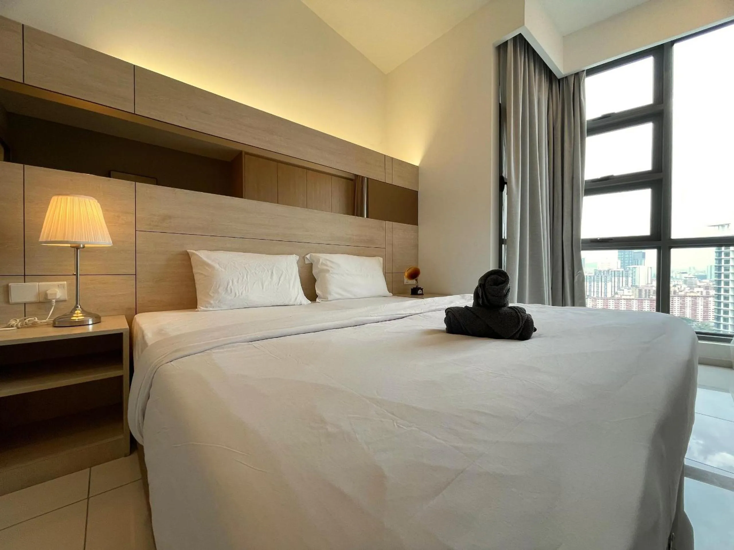 Bed in The Robertson-Bukit Bintang by PILLOWTALKS