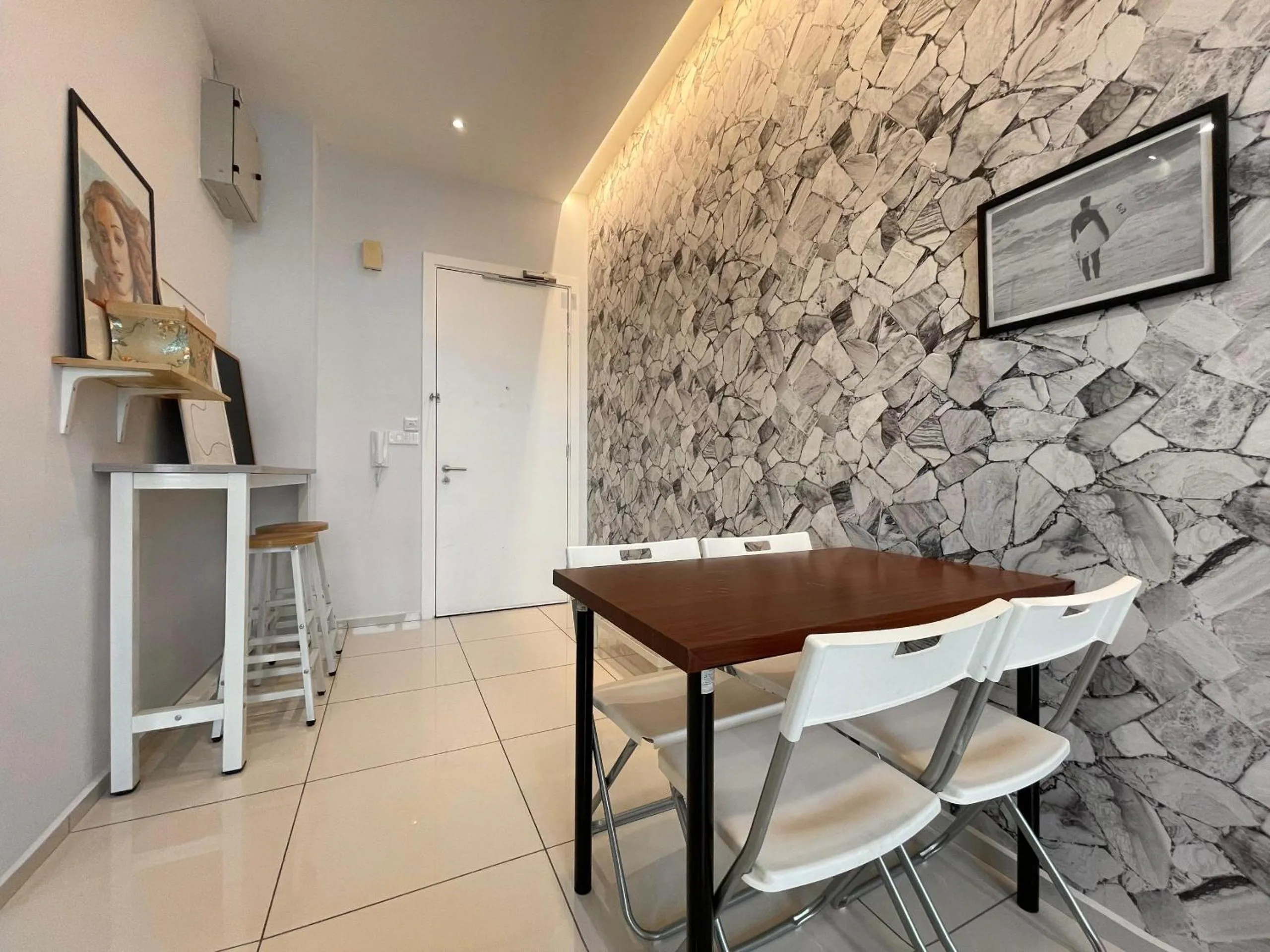 The Robertson-Bukit Bintang by PILLOWTALKS