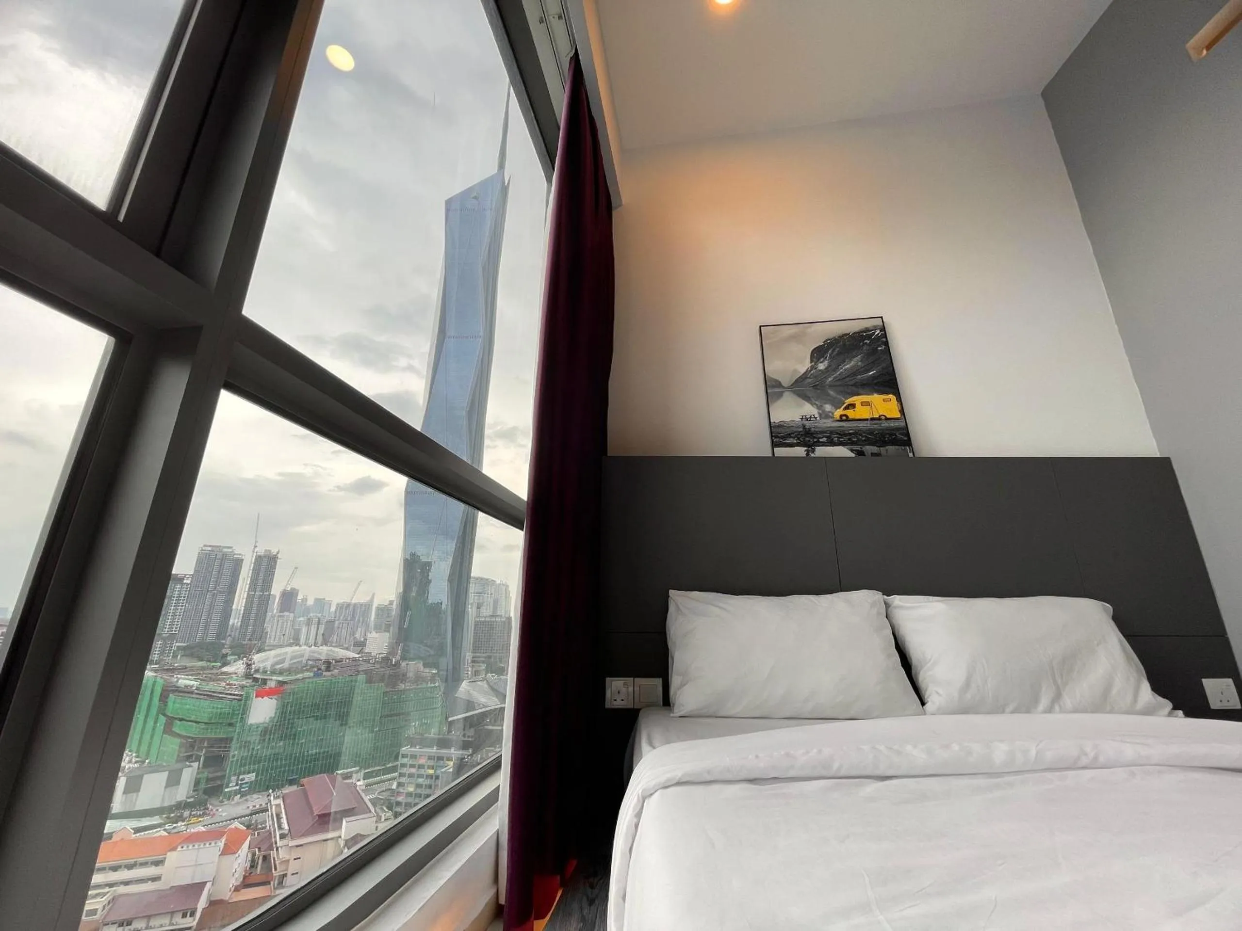 Bed in The Robertson-Bukit Bintang by PILLOWTALKS