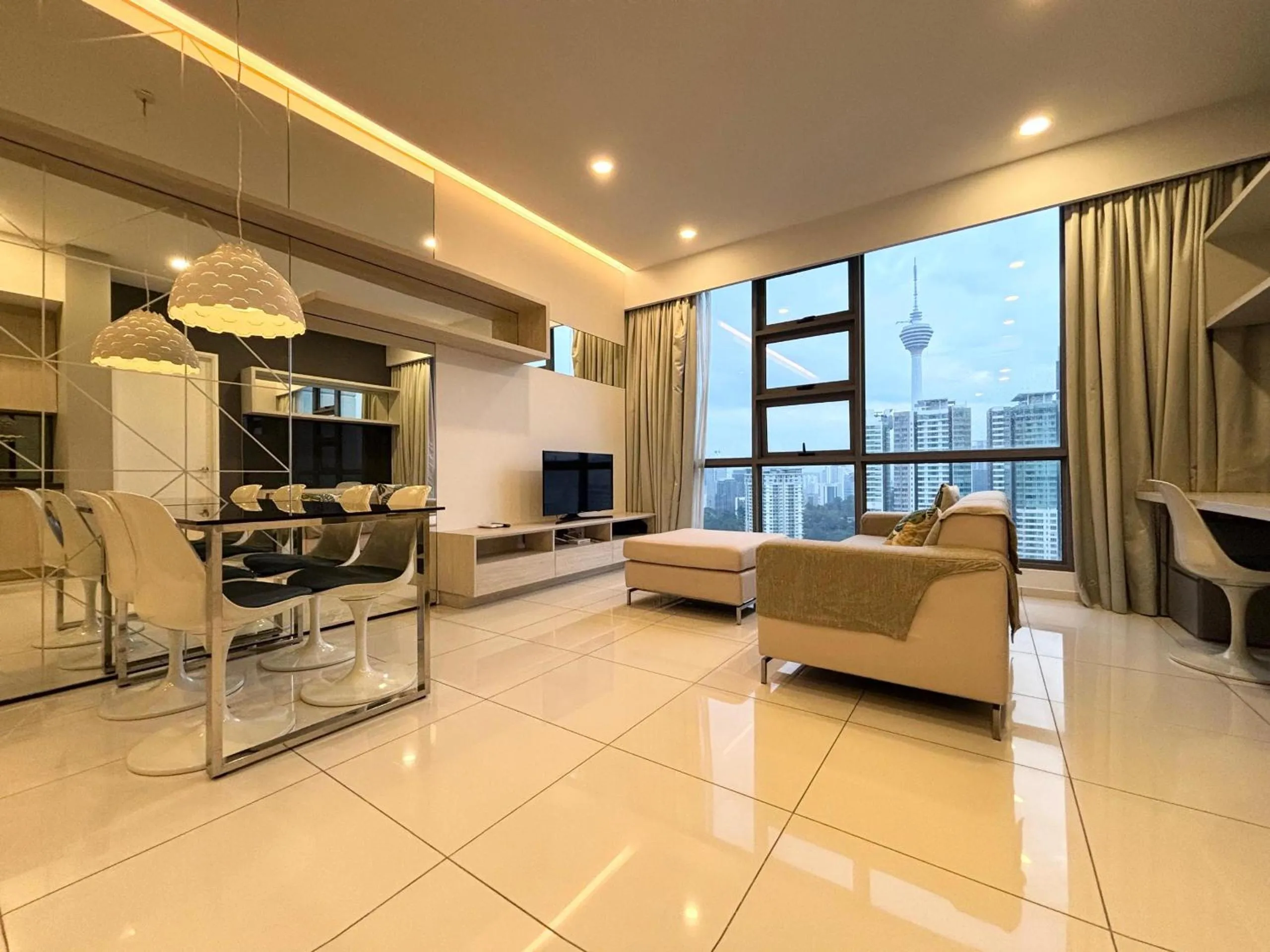 The Robertson-Bukit Bintang by PILLOWTALKS