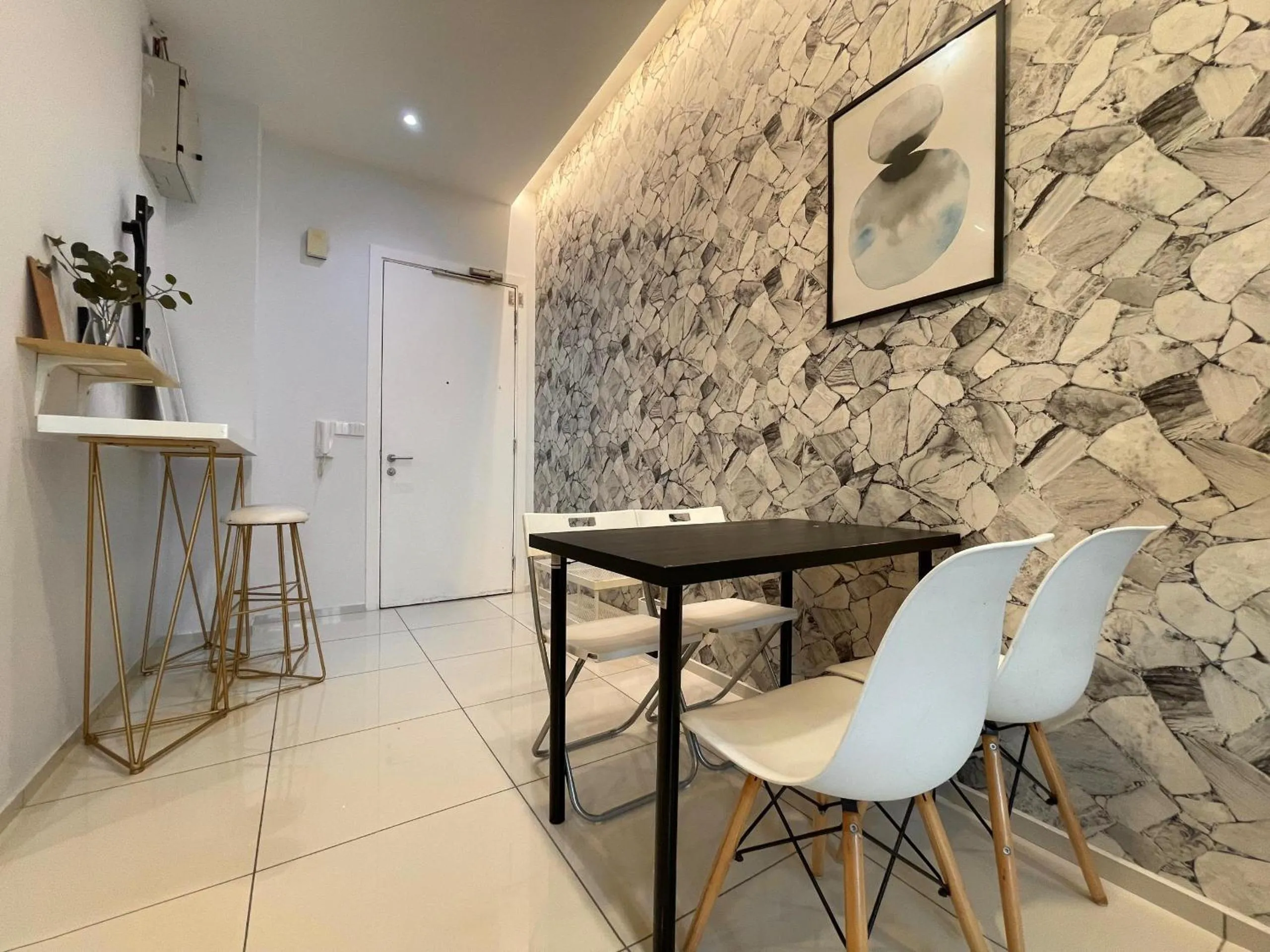 The Robertson-Bukit Bintang by PILLOWTALKS