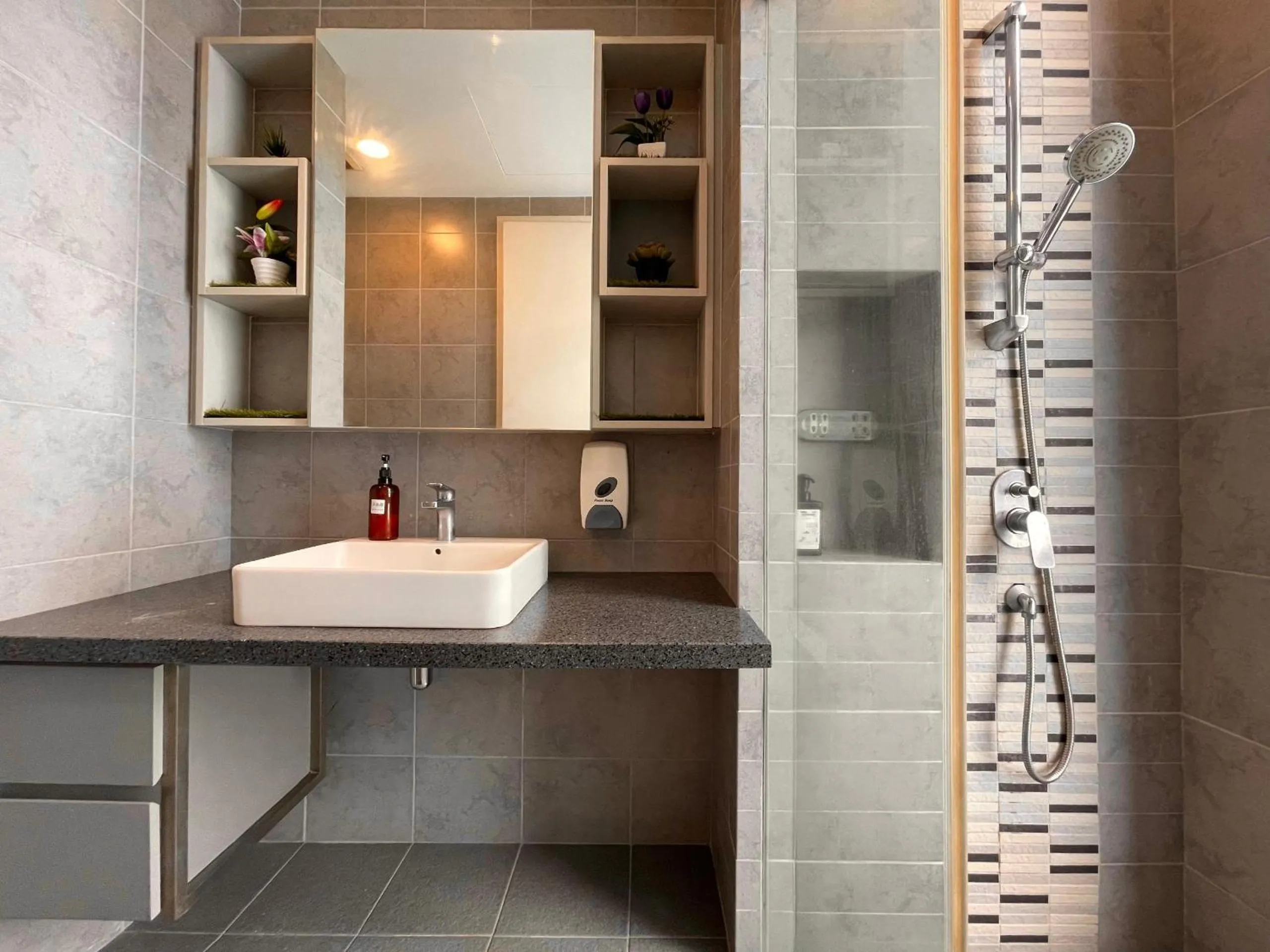 The Robertson-Bukit Bintang by PILLOWTALKS