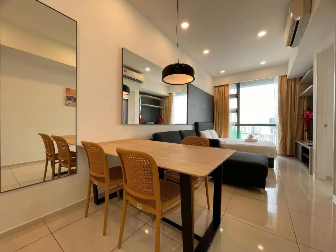 The Robertson-Bukit Bintang by PILLOWTALKS