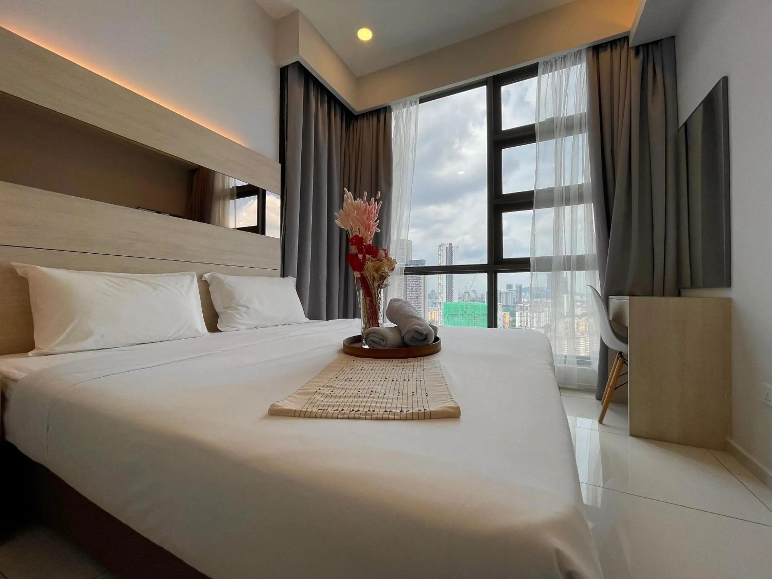 Bed in The Robertson-Bukit Bintang by PILLOWTALKS