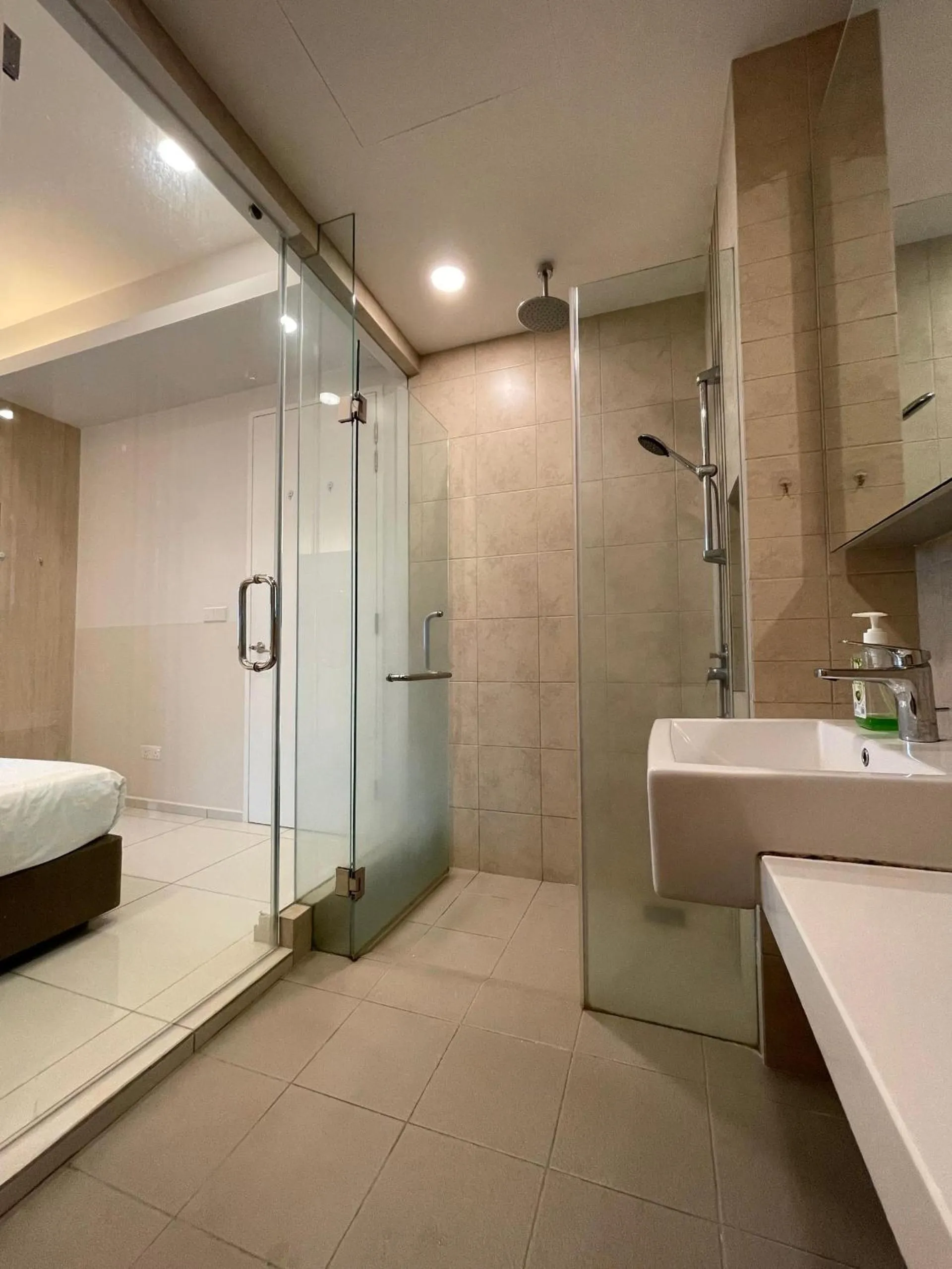 The Robertson-Bukit Bintang by PILLOWTALKS