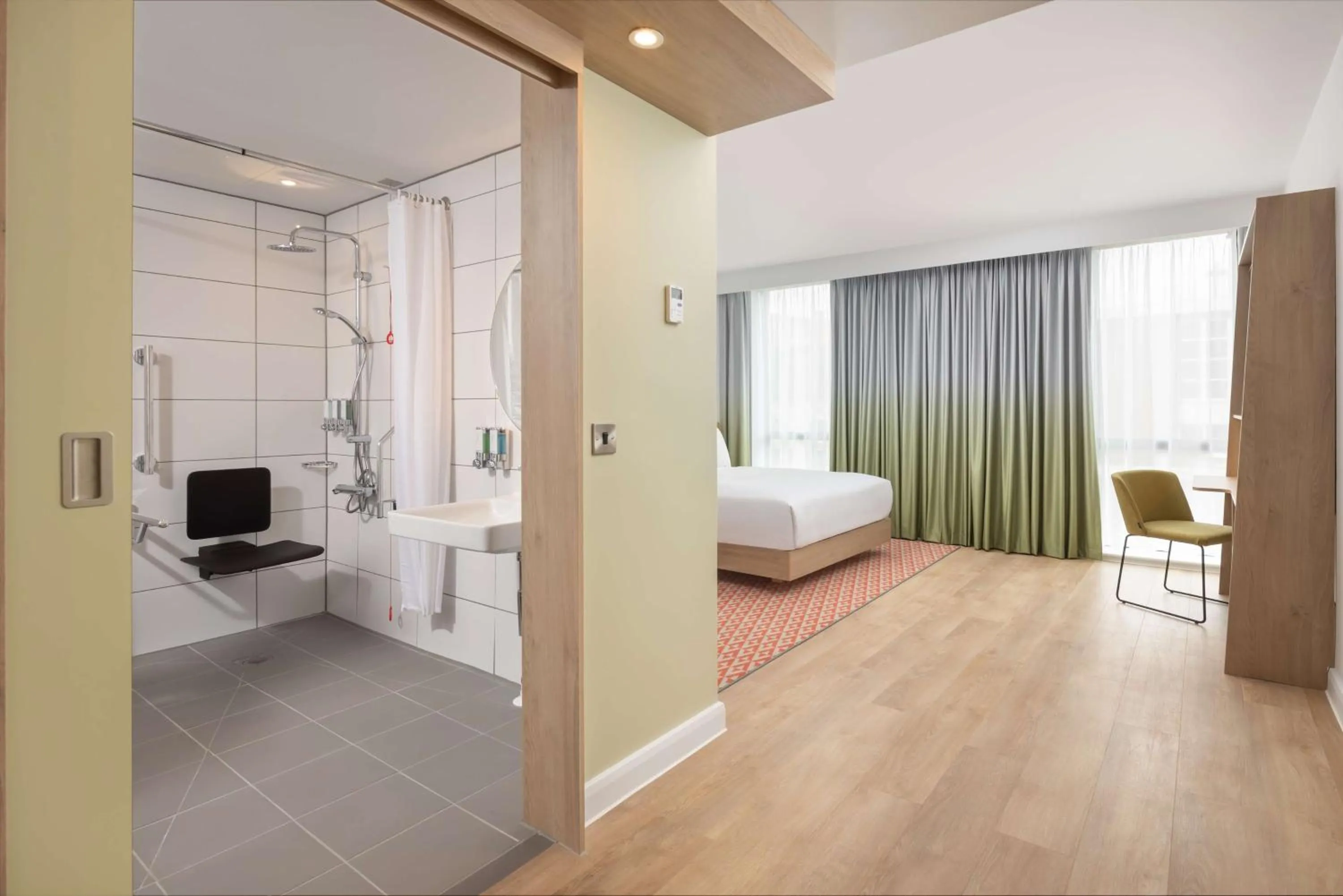 Toilet, Bed in Hampton By Hilton Nuneaton