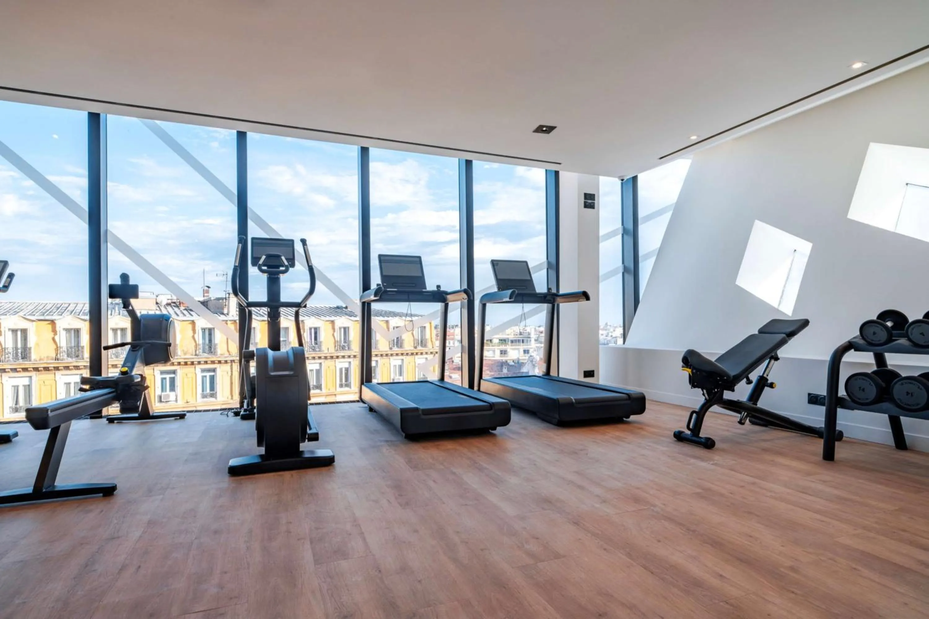 Fitness centre/facilities in Doubletree By Hilton Nice Centre Iconic
