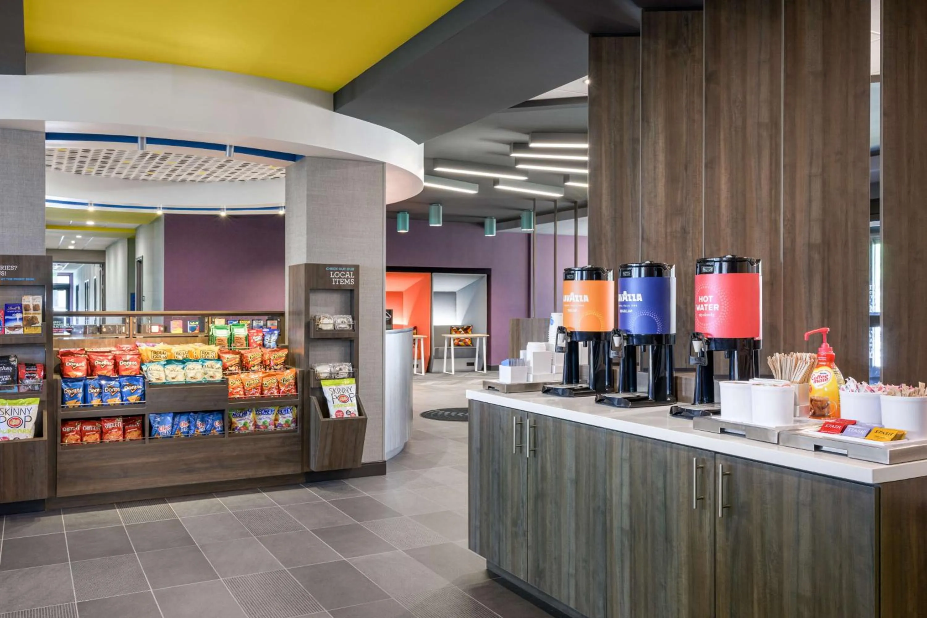 Lobby or reception in Tru by Hilton Norco Eastvale