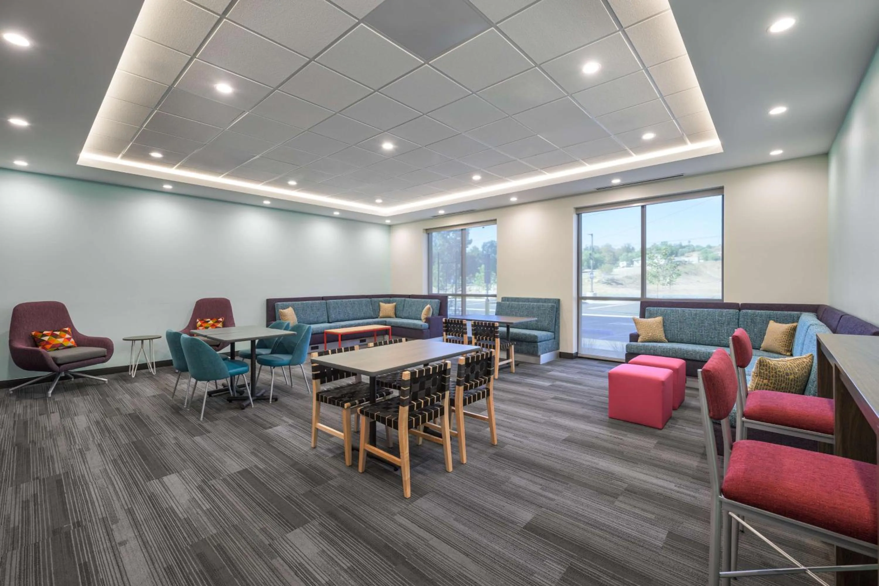 Meeting/conference room in Tru by Hilton Norco Eastvale