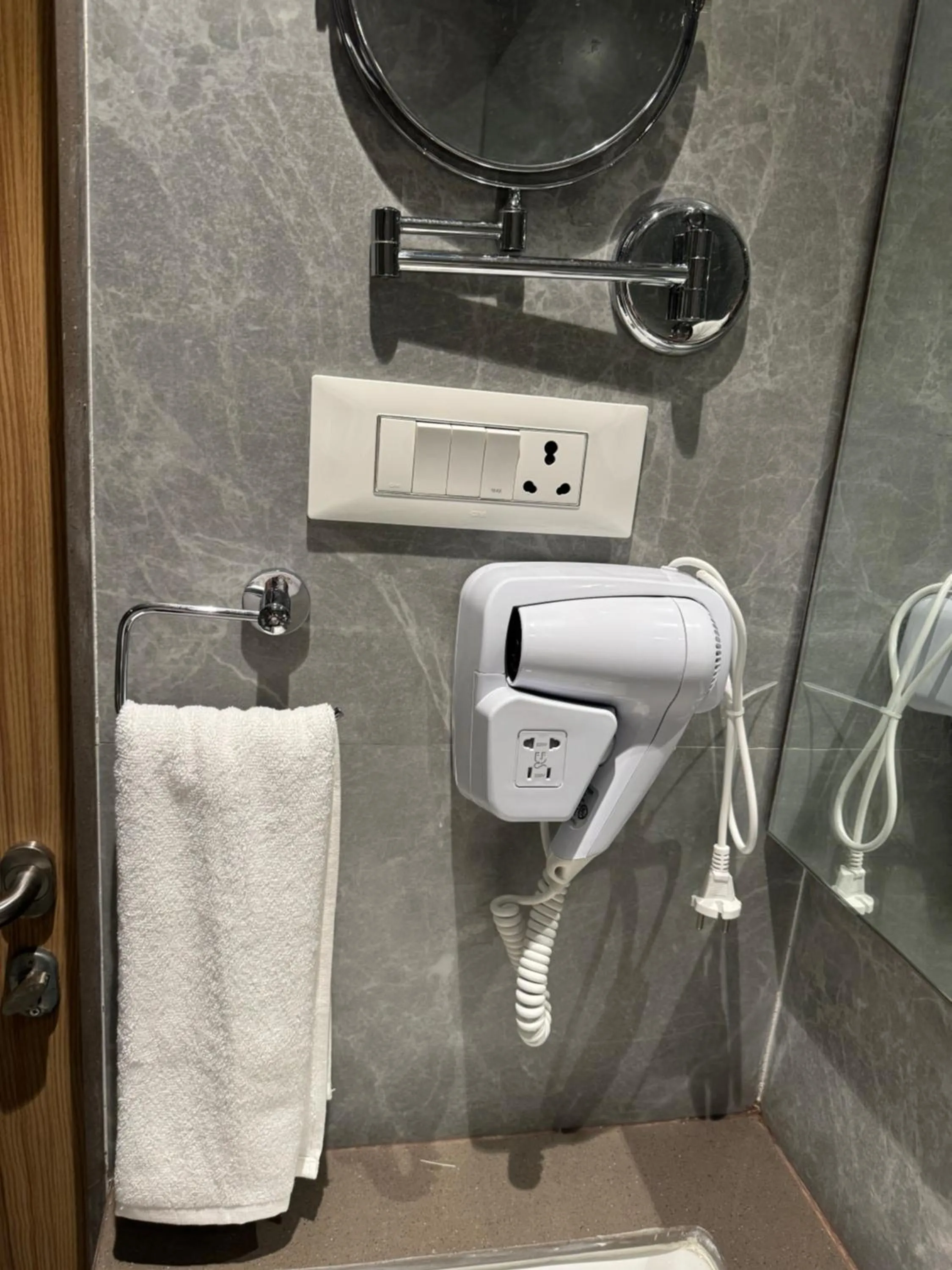 Bathroom in Hotel Mumbai House Mindspace Malad