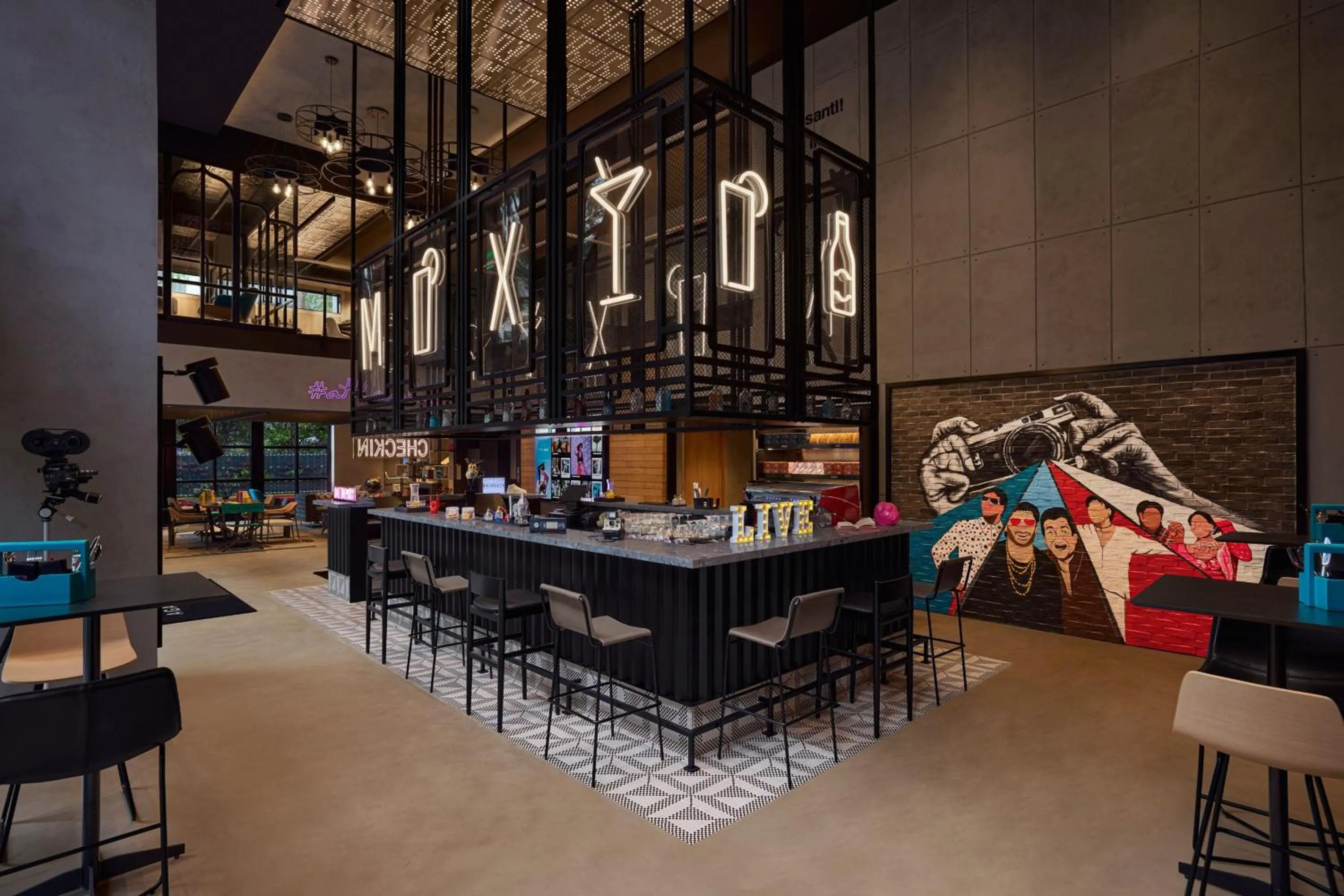 Lounge or bar in Moxy Mumbai Andheri West