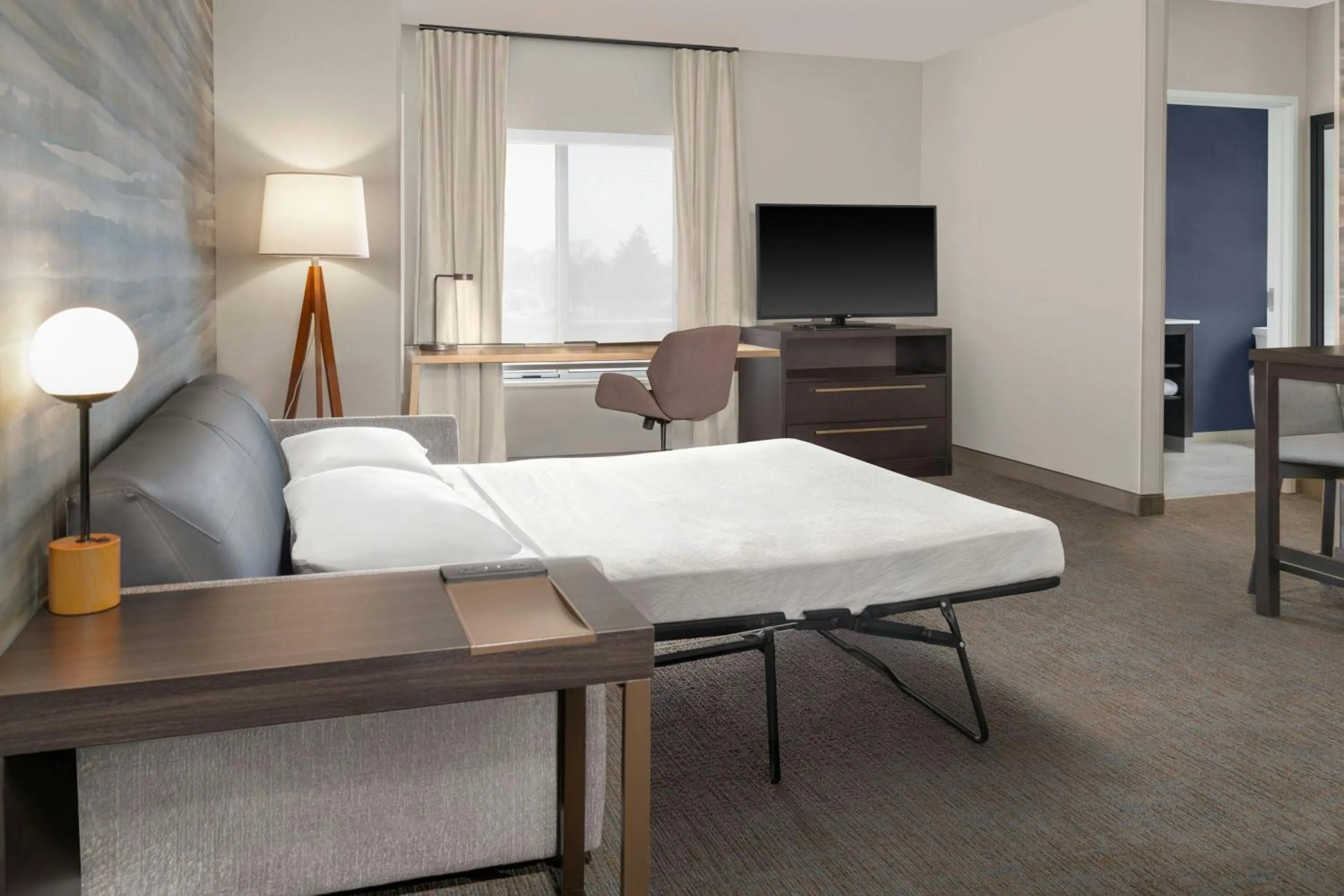 Bedroom in Residence Inn by Marriott Detroit Dearborn